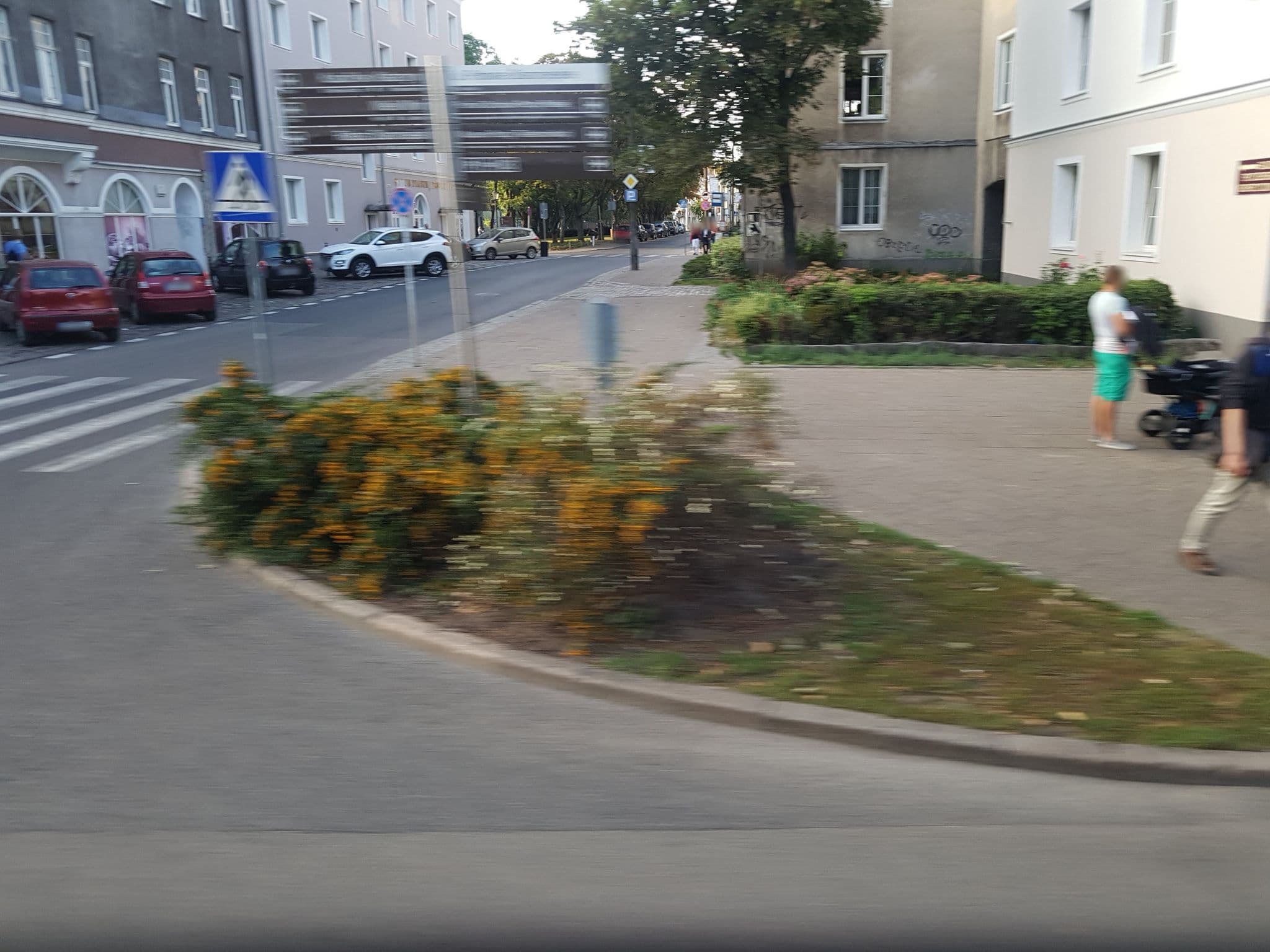 Street view near Windsor House, Gdańsk — © pbb (CC BY-SA · Mapillary)