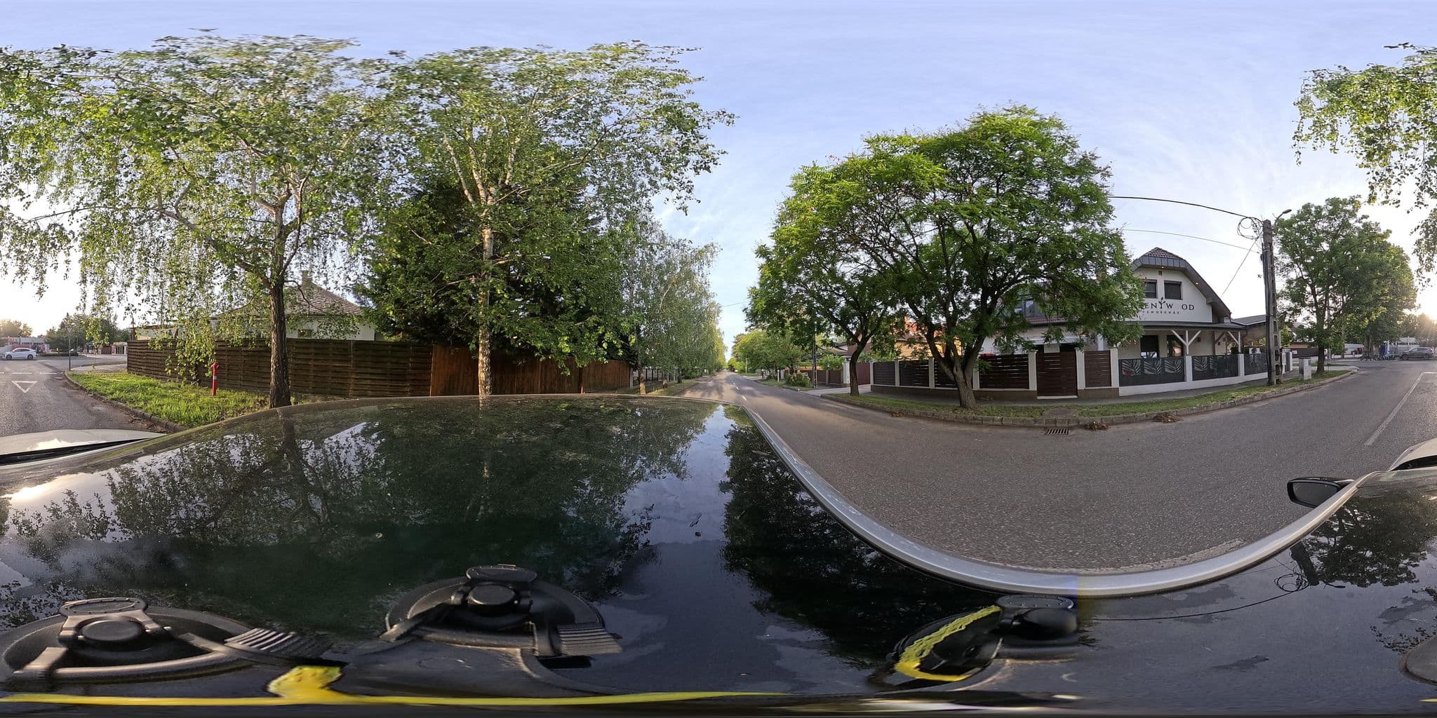 Street view near Green Wood Vendégház, Siófok — © kami911 (CC BY-SA · Mapillary)