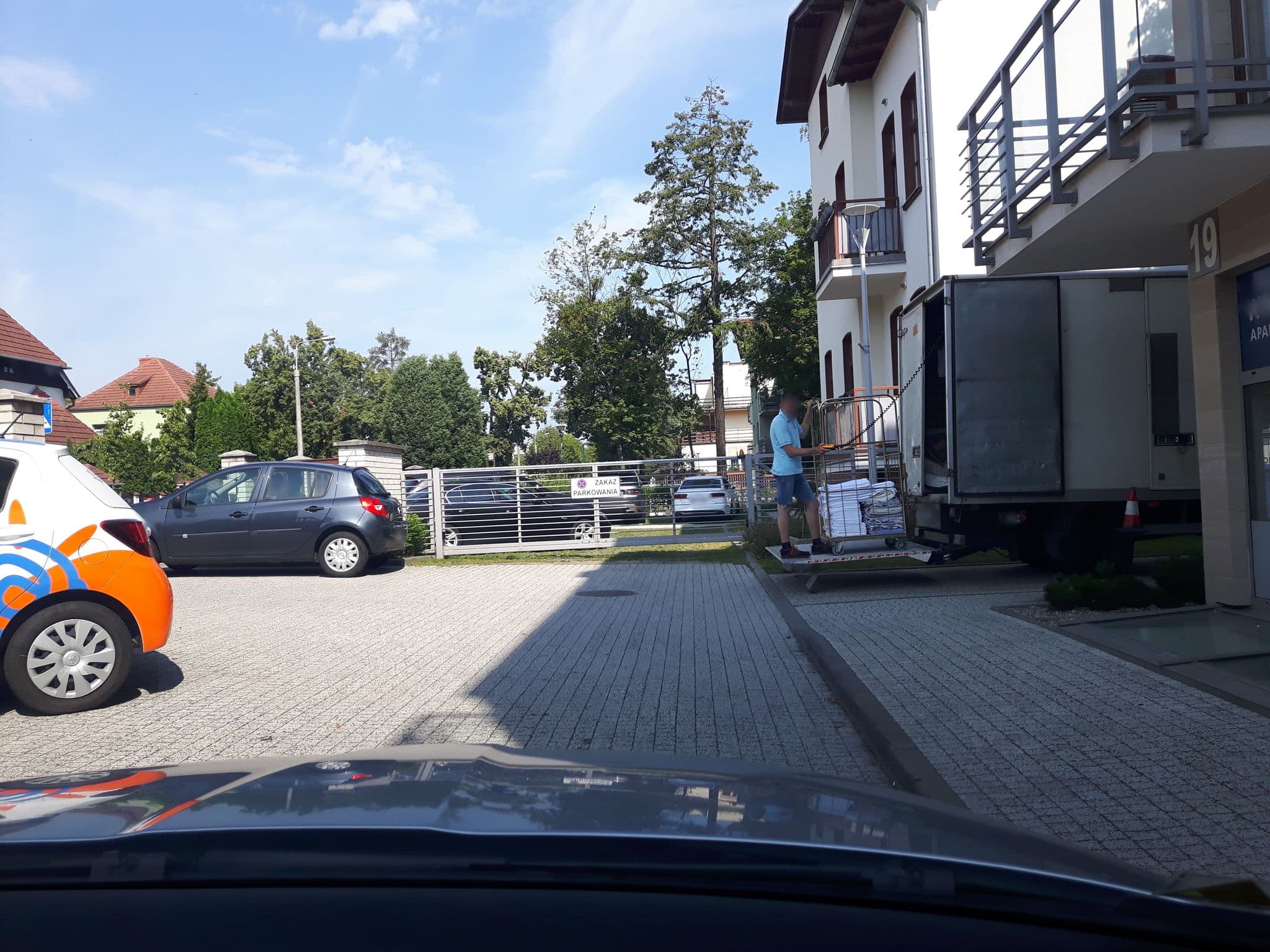 Street view near Apartment Perłowy, Żabianka-Wejhera-Jelitkowo-Tysiąclecia — © andpol_2288 (CC BY-SA · Mapillary)