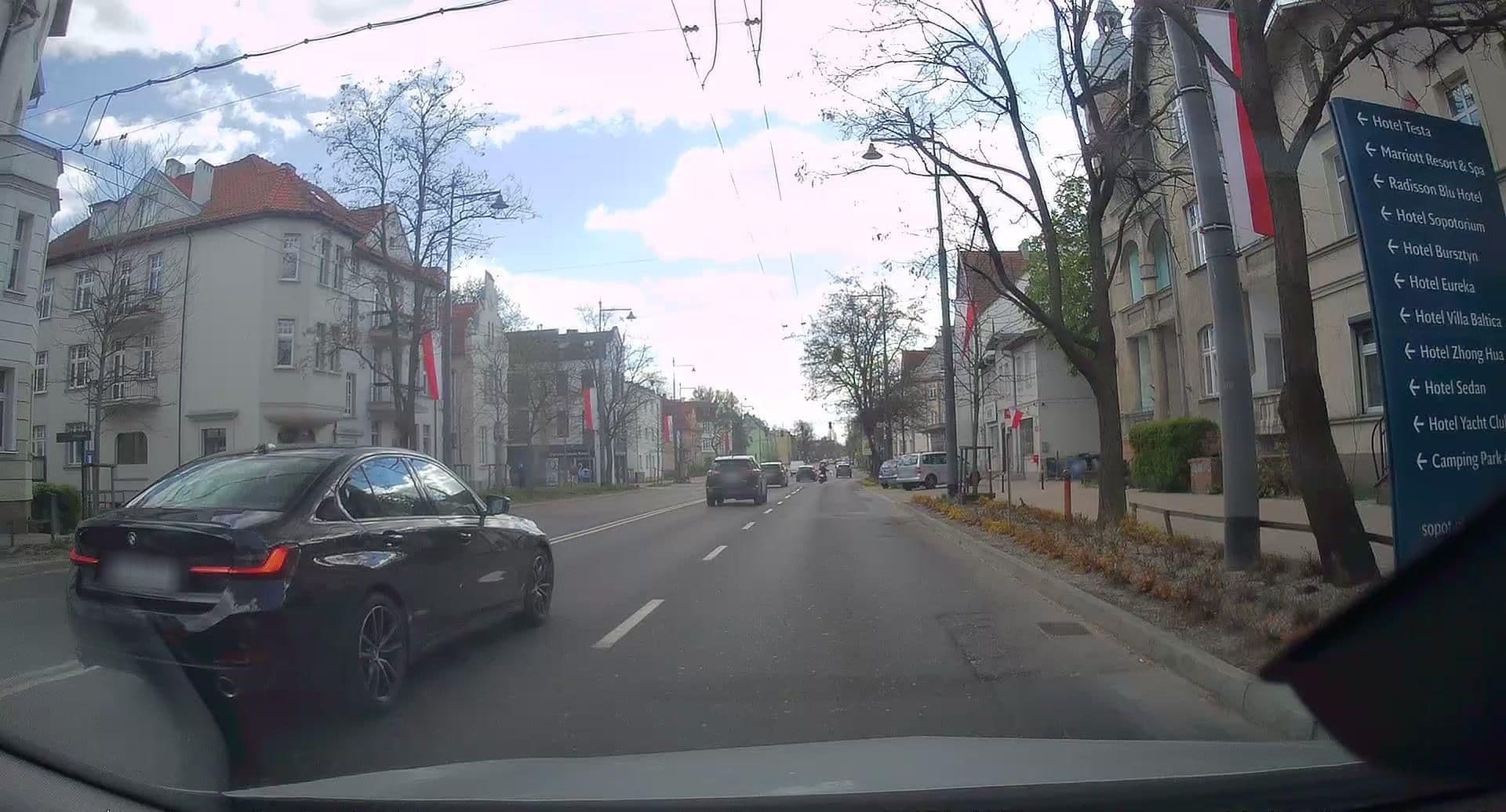 Street view near Shabby Chic Apartments, Sopot — © edc22 (CC BY-SA · Mapillary)