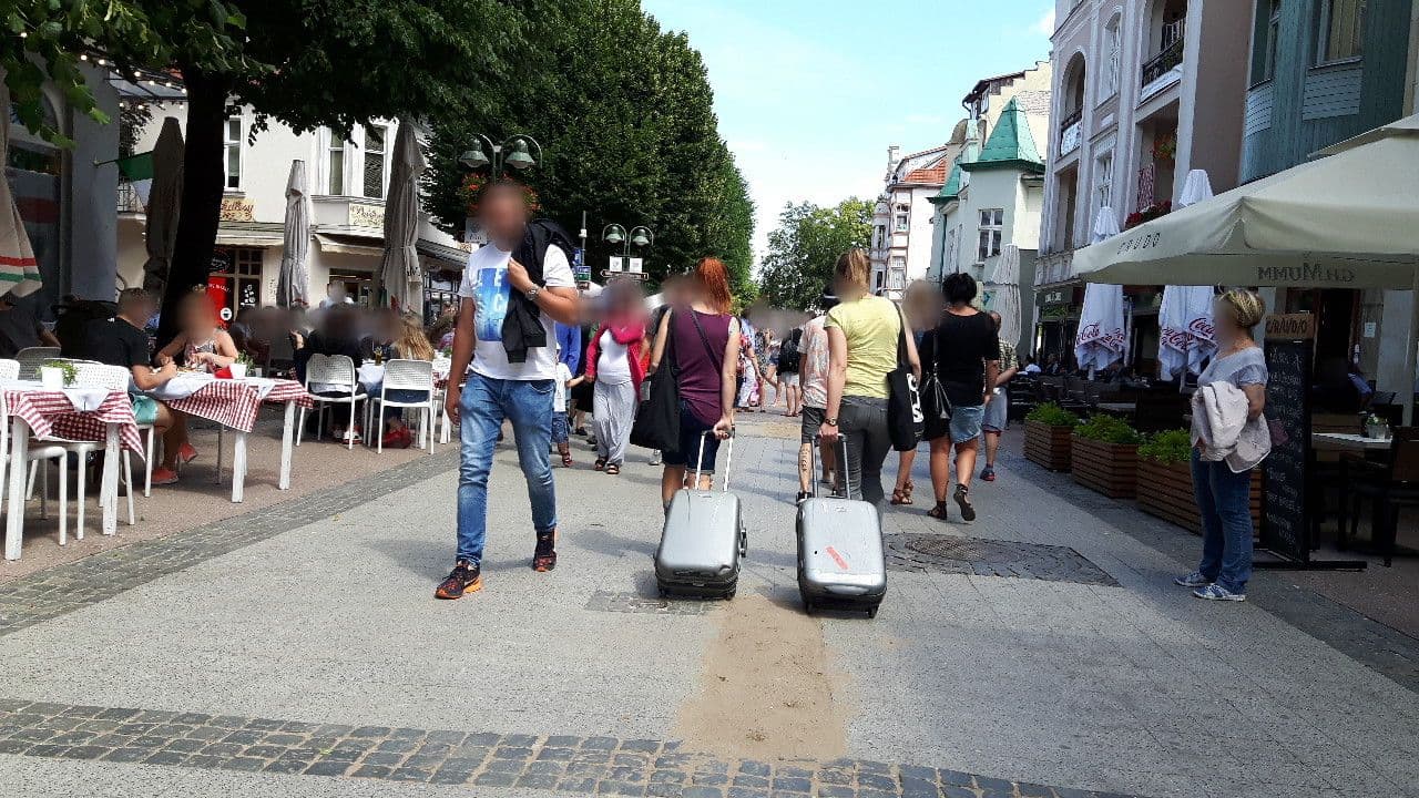 Street view near Lion Apartments - Monte Cassino 42, Sopot — © changchun1 (CC BY-SA · Mapillary)