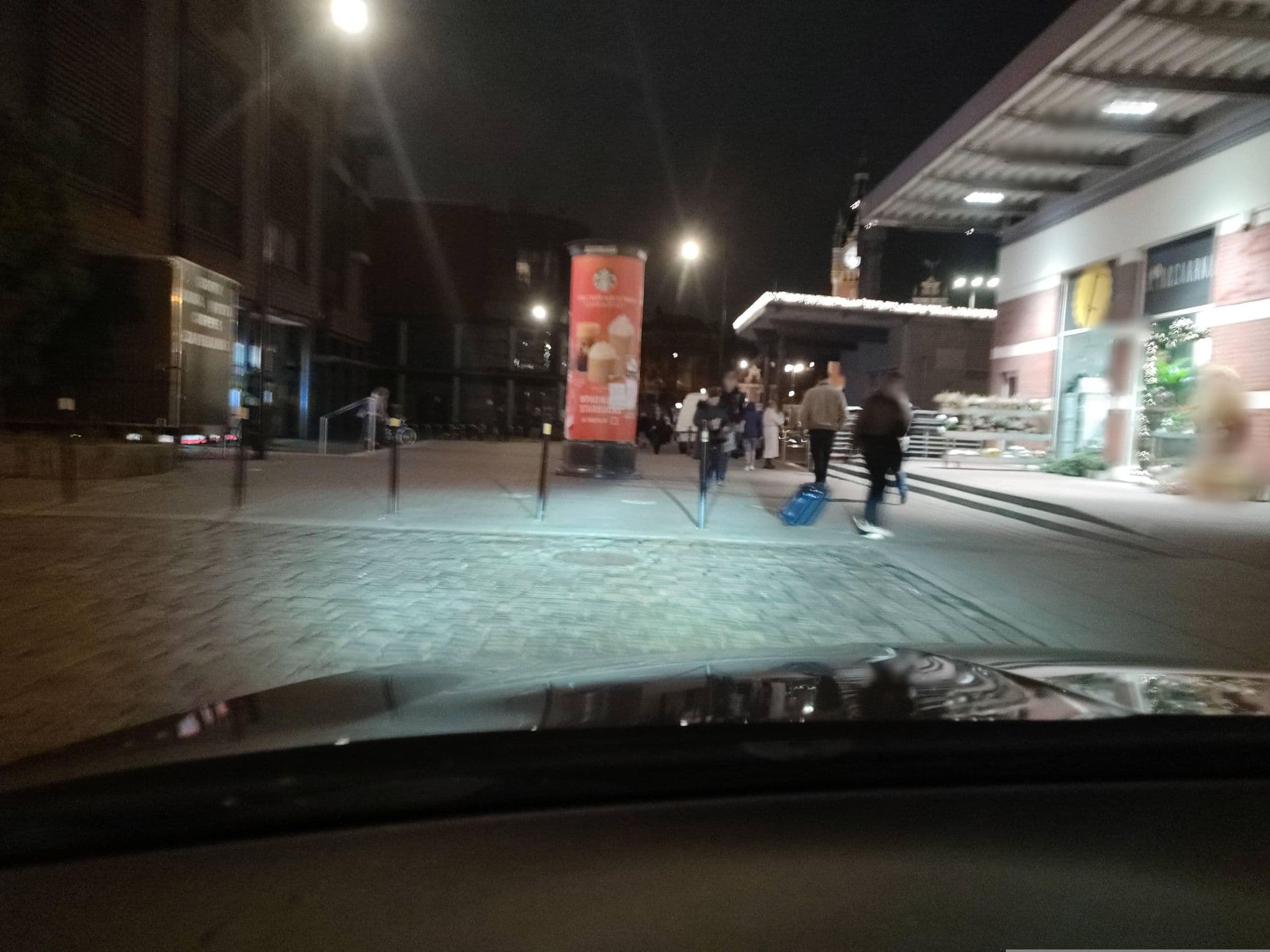 Street view near Grand Apartments - Scandika, Gdańsk — © d3mol3k (CC BY-SA · Mapillary)