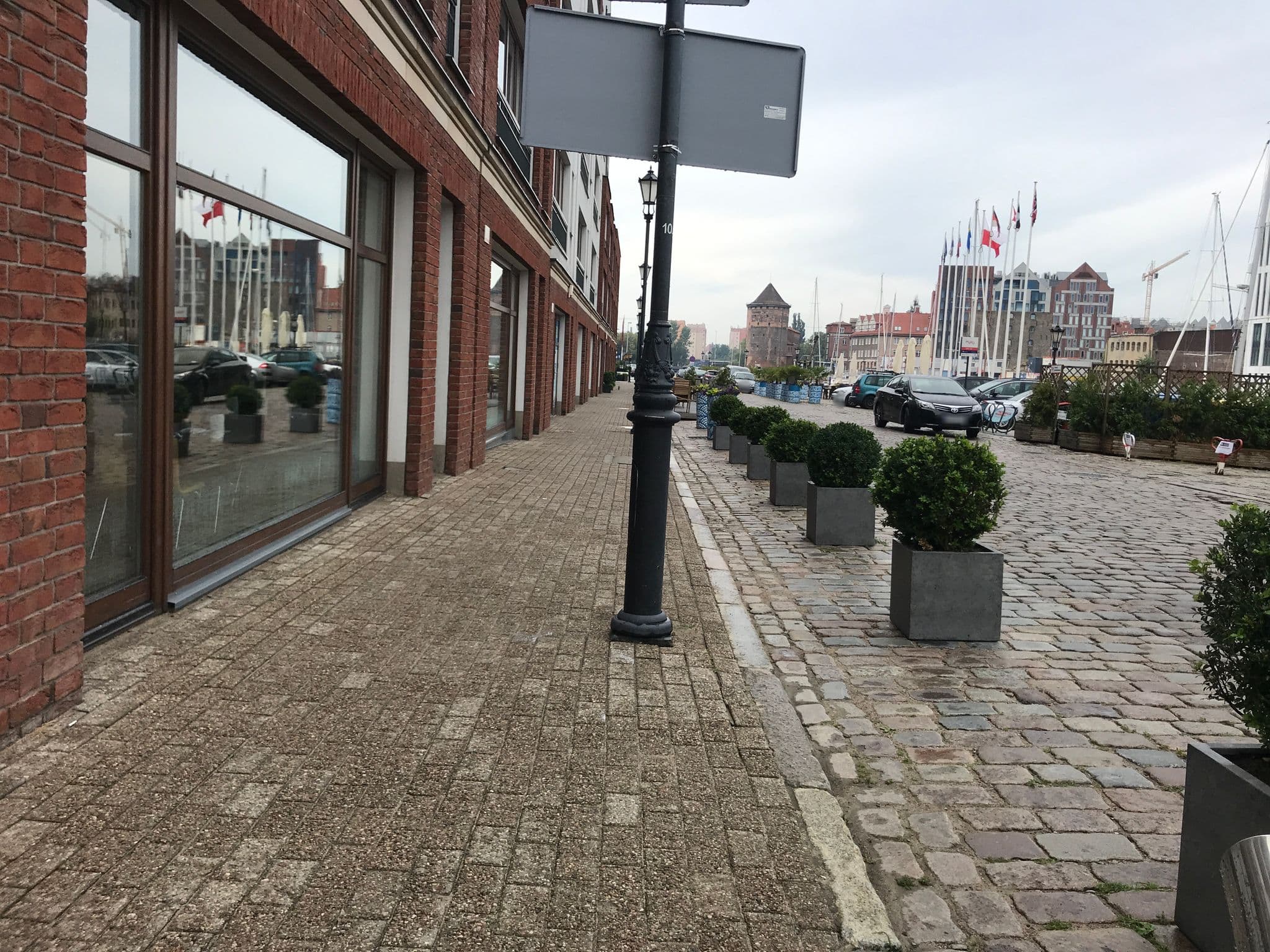 Street view near Apartament Chianti, Gdańsk — © miguel_andrade (CC BY-SA · Mapillary)