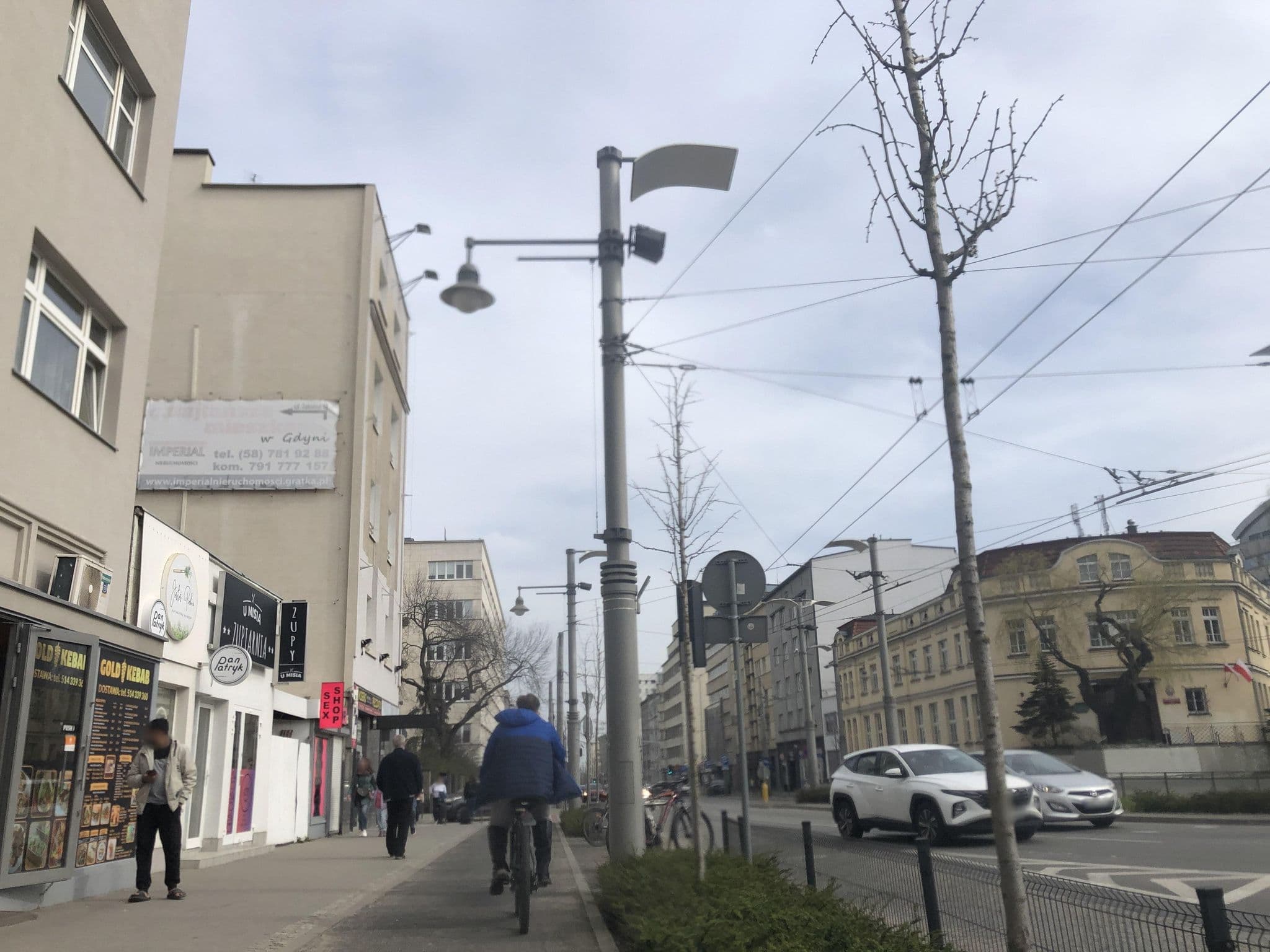 Street view near Apartamenty Komfortowo, Gdynia — © onliniak (CC BY-SA · Mapillary)