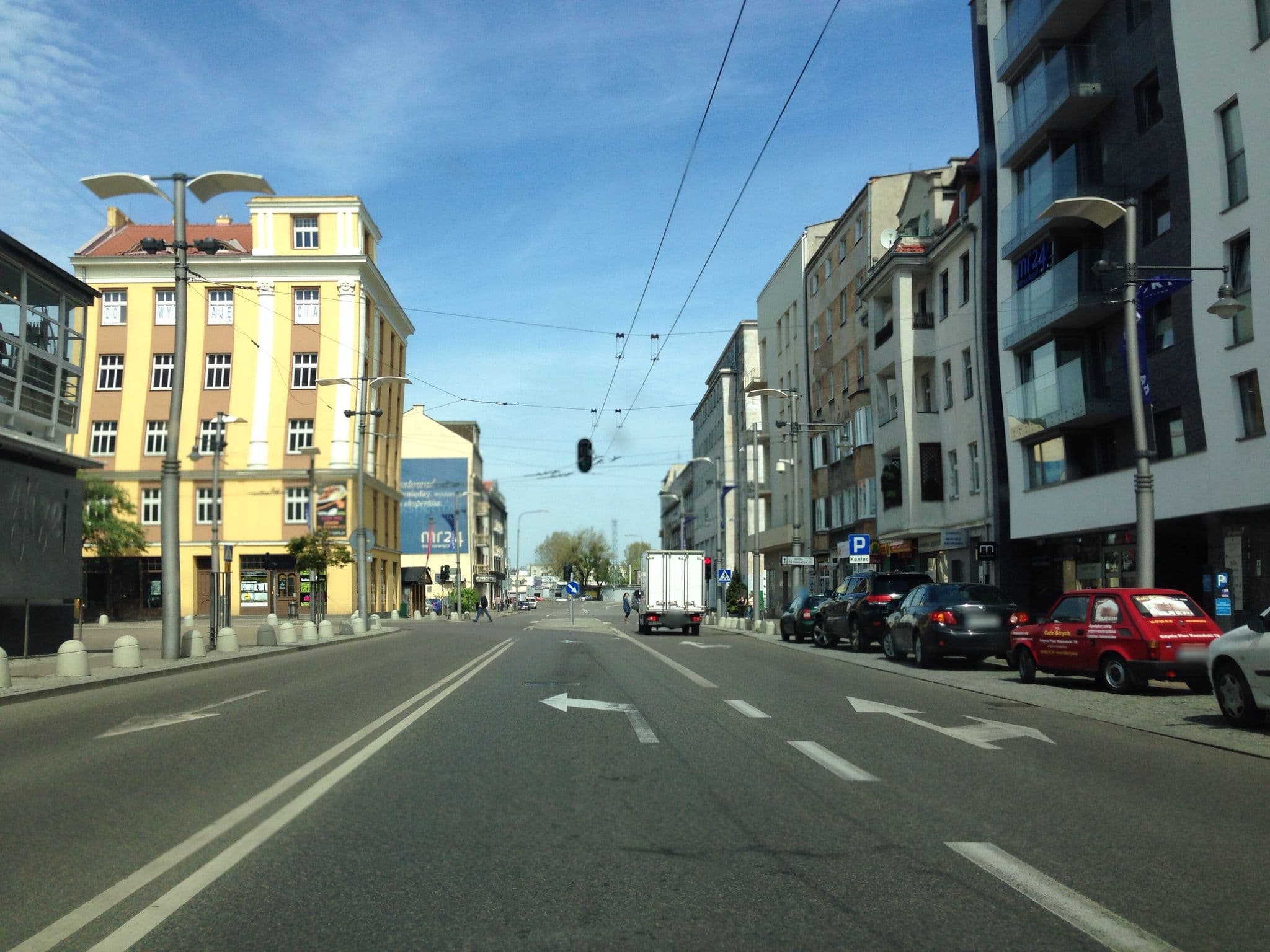 Street view near Mieszkania Gdynia Plac Kaszubski 3, Gdynia — © fundacja_geolife (CC BY-SA · Mapillary)