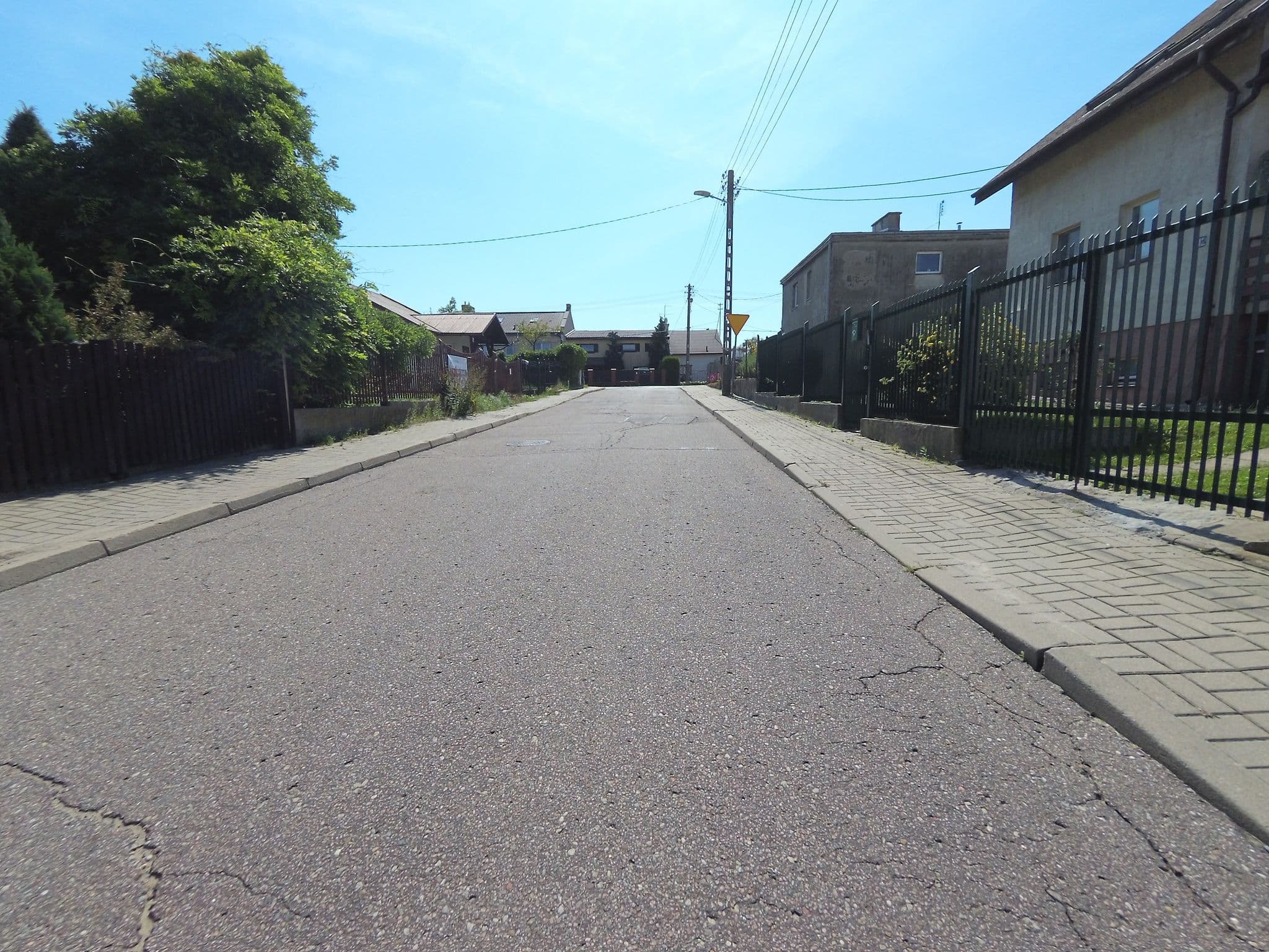 Street view near Hostel Krótka 3A, Gdynia — © wojtas (CC BY-SA · Mapillary)