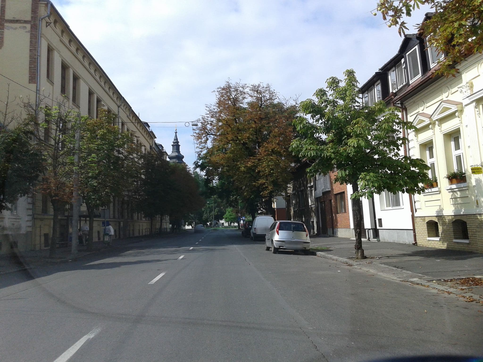Street view near Família Vendégház, Szeged — © esandorhu (CC BY-SA · Mapillary)