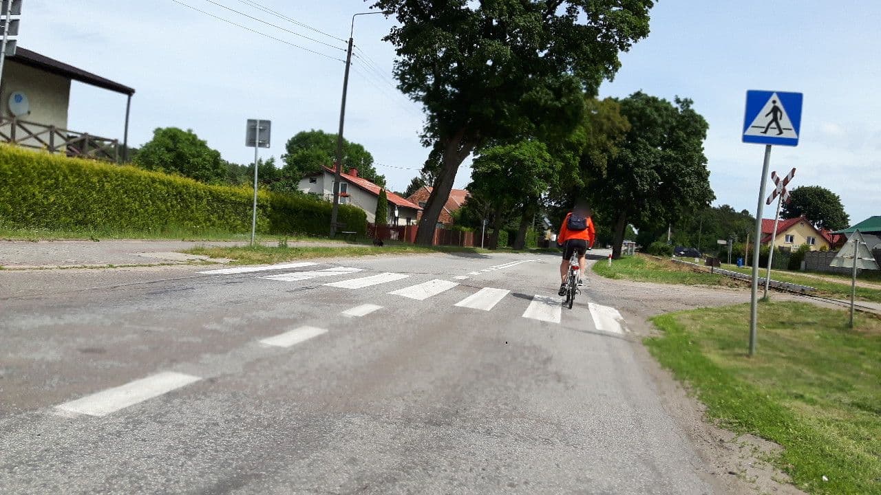 Street view near Pokoje Gościnne Pod Dębami, Stegna — © changchun1 (CC BY-SA · Mapillary)