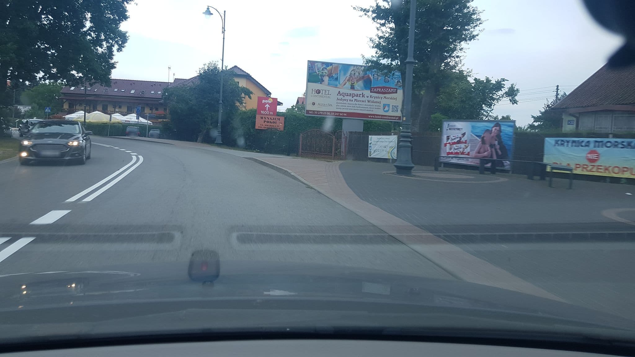 Street view near Katarzyna Bołkowska Wynajem Kwater, Krynica Morska — © kmajcher (CC BY-SA · Mapillary)