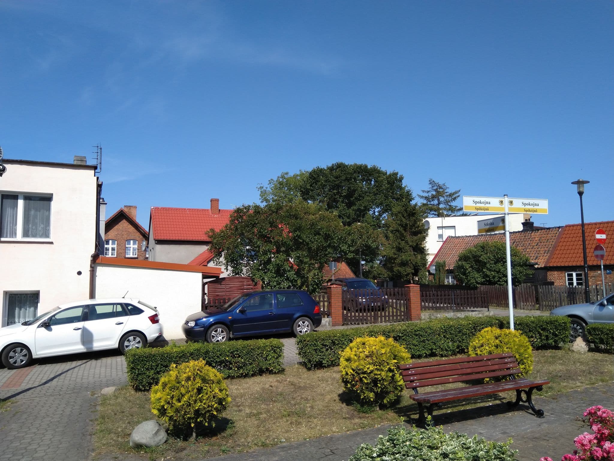 Street view near Kałamarz Jan. Wynajem pokoi, Jastarnia — © aleksandersiwek (CC BY-SA · Mapillary)