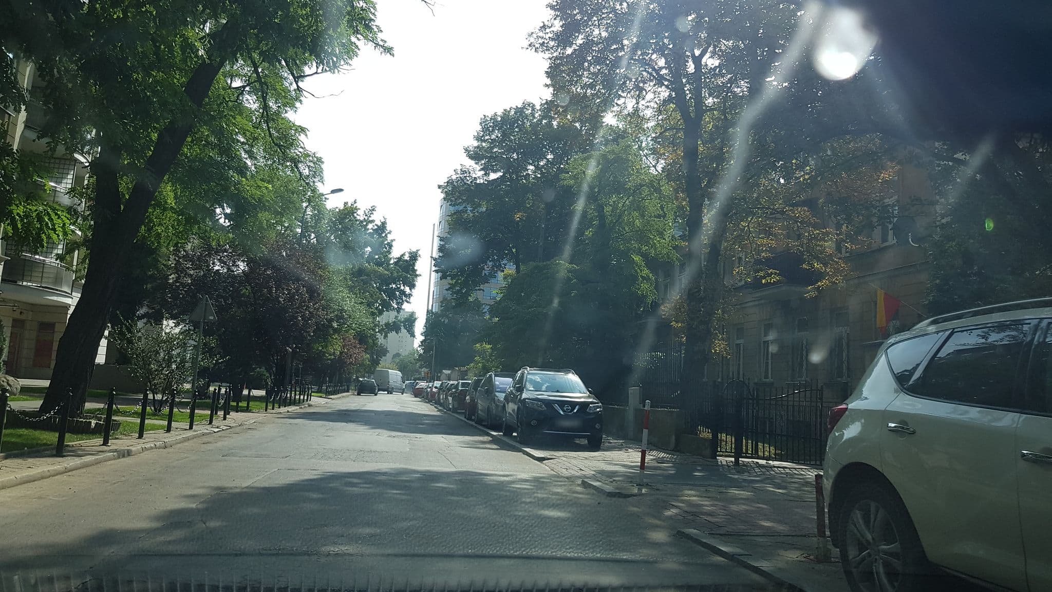 Street view near Mokotovia Point, Mokotów — © kmajcher (CC BY-SA · Mapillary)