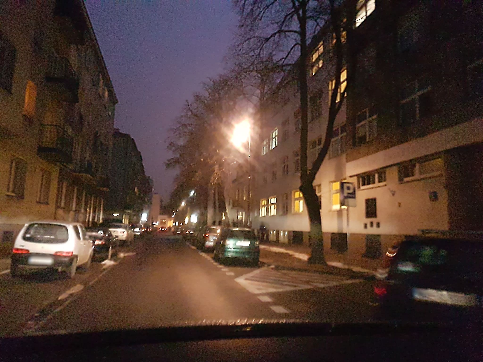Street view near Centrum Szkoleniowo-Konferencyjne KZRSS "Społem", Mokotów — © karolmajek (CC BY-SA · Mapillary)