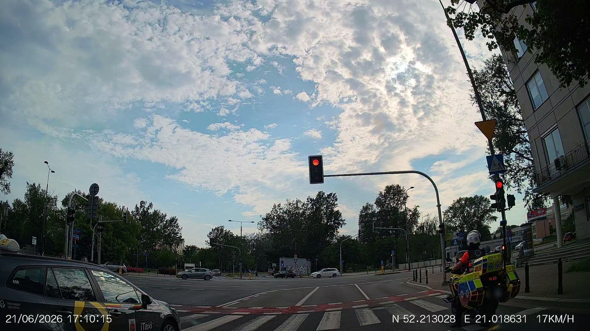 Street view near Hidden Peak, Śródmieście — © Driven2574 (CC BY-SA · Mapillary)