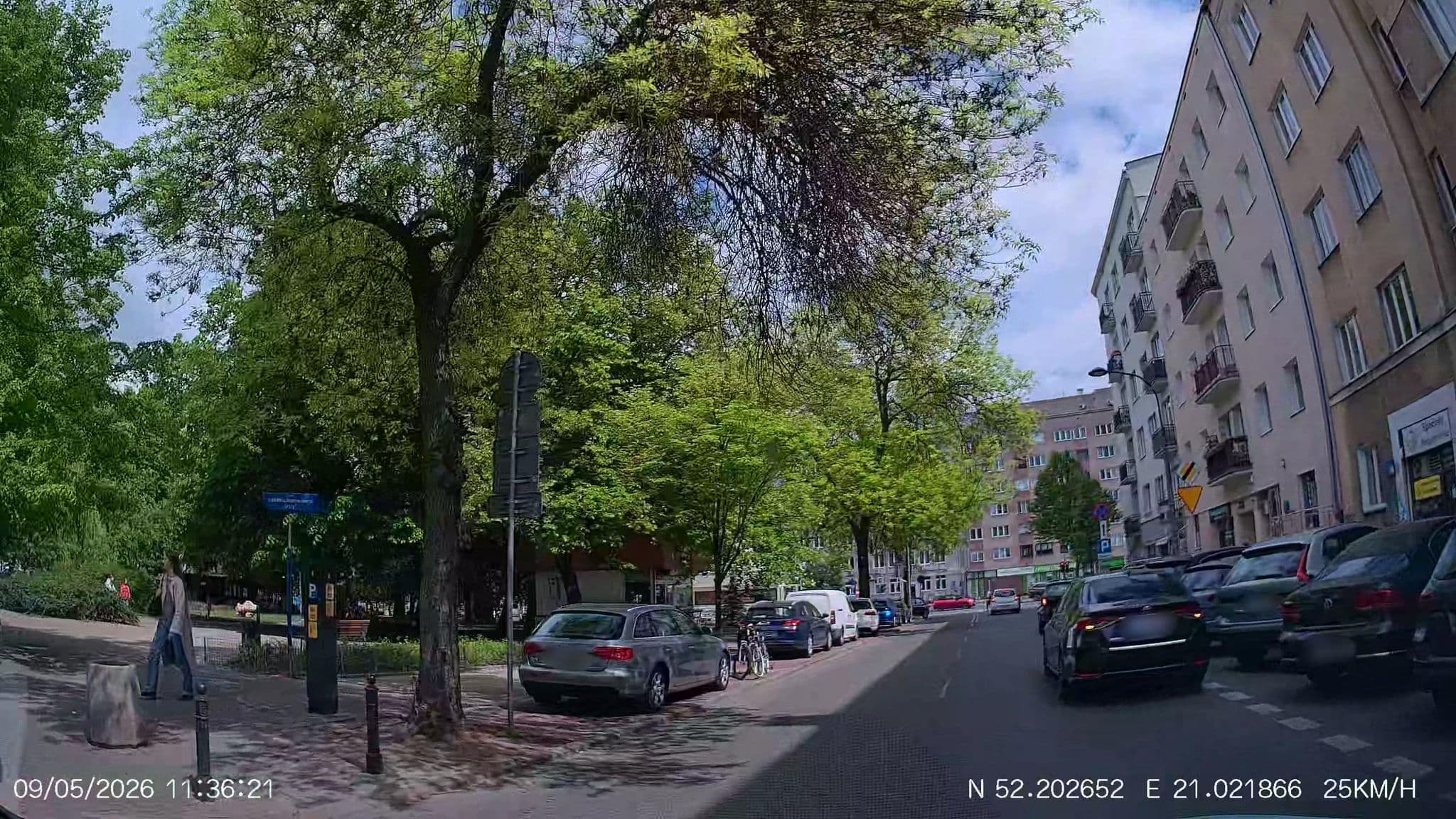 Street view near Oki Doki, Mokotów — © Driven2574 (CC BY-SA · Mapillary)