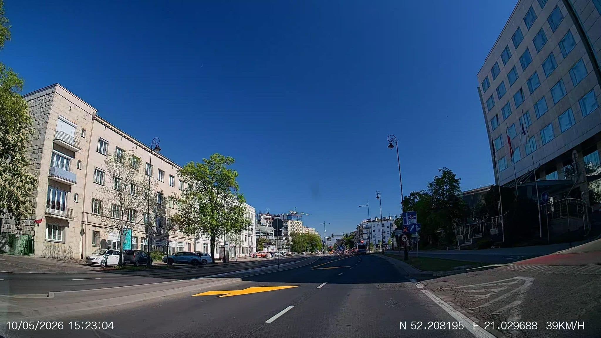 Street view near Investon Sp. z o.o., Mokotów — © Driven2574 (CC BY-SA · Mapillary)