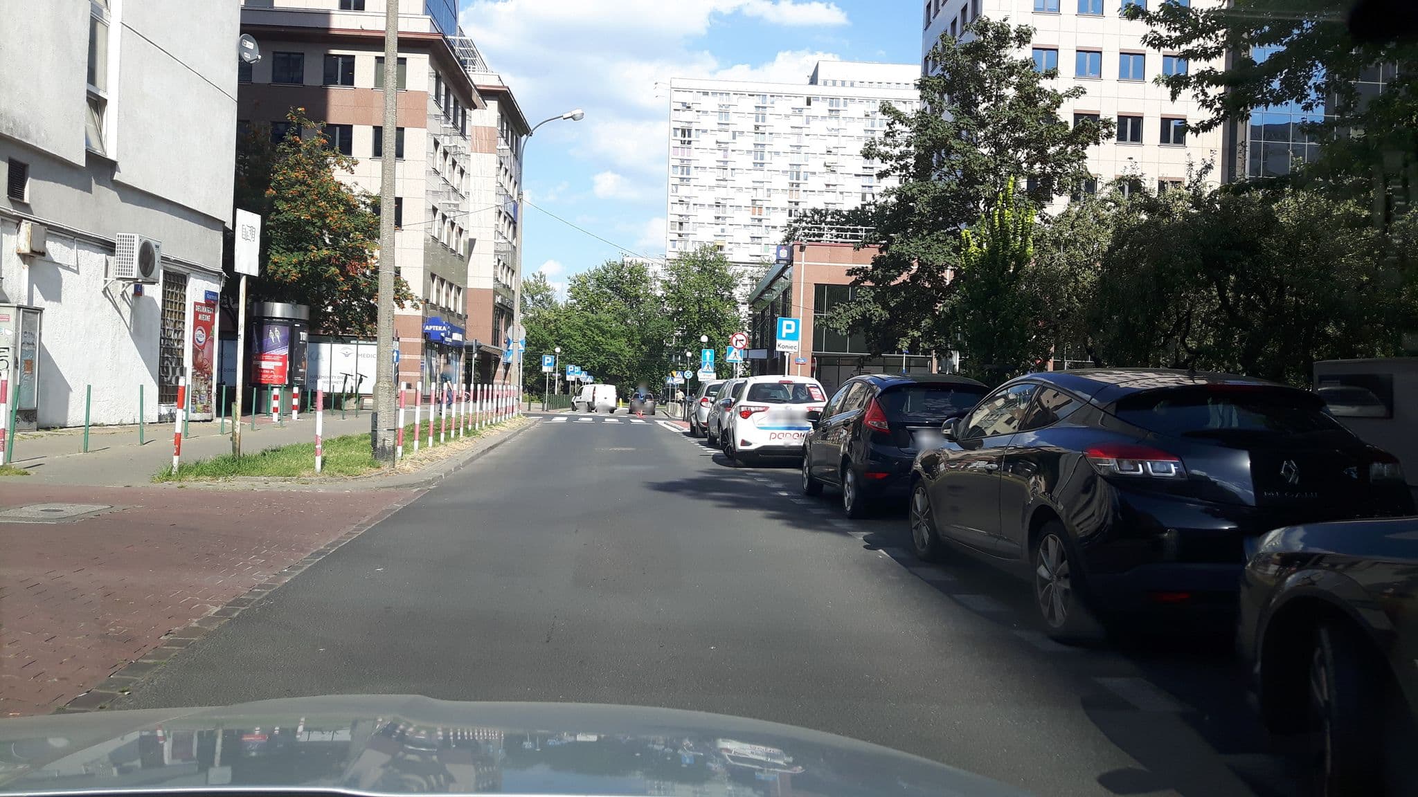 Street view near Apartamenty Garda, Warsaw — © andpol_2288 (CC BY-SA · Mapillary)