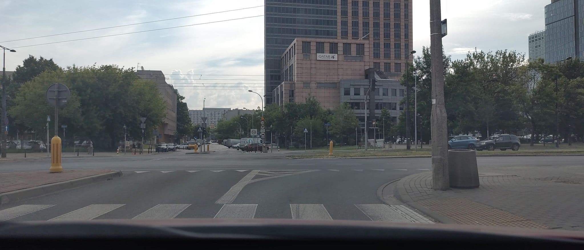 Street view near Autobudget Apartments Towarowa, Wola — © mapminik (CC BY-SA · Mapillary)
