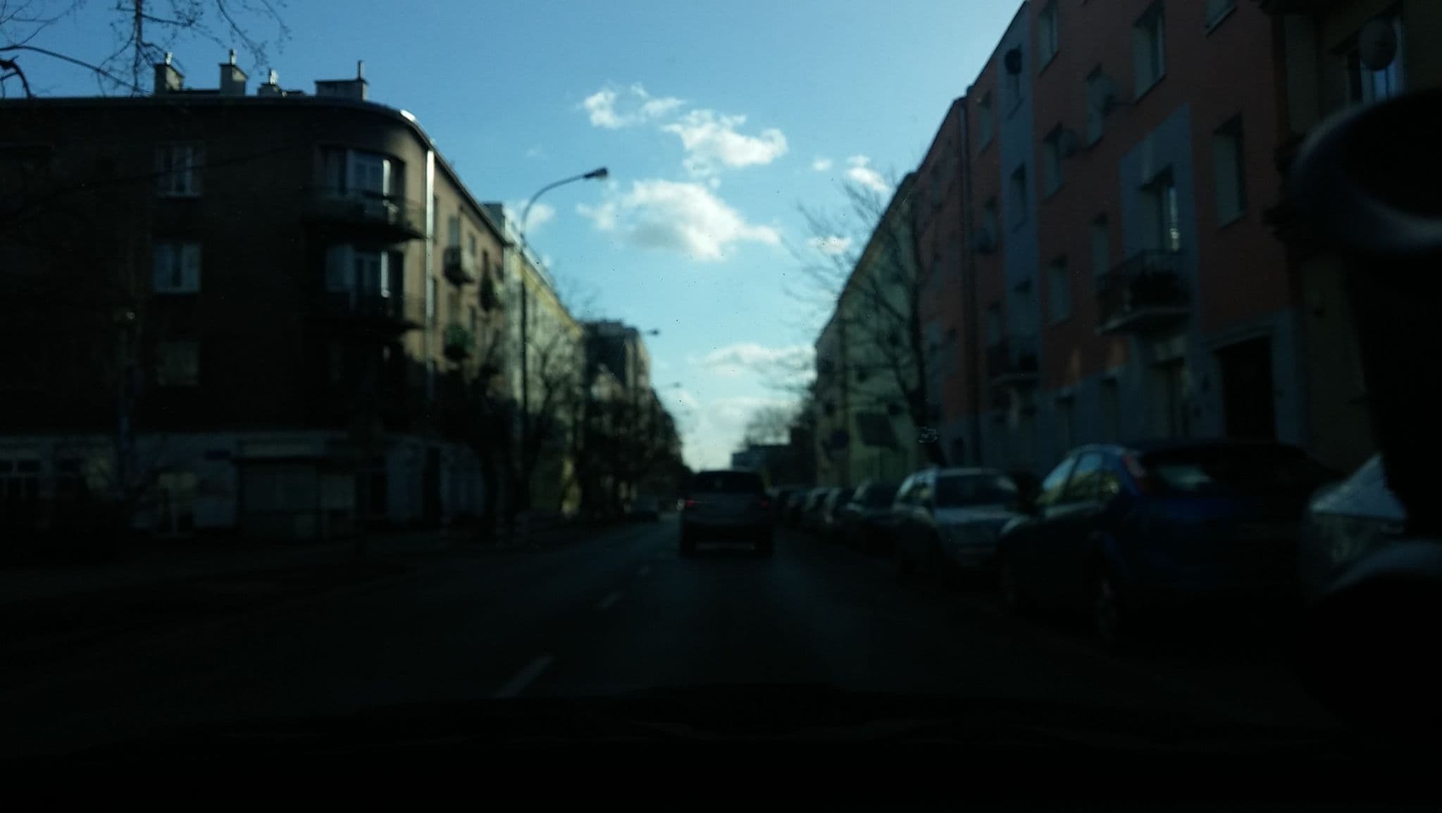 Street view near Doradztwo i Grupa Usług, Ochota — © akromoli2 (CC BY-SA · Mapillary)