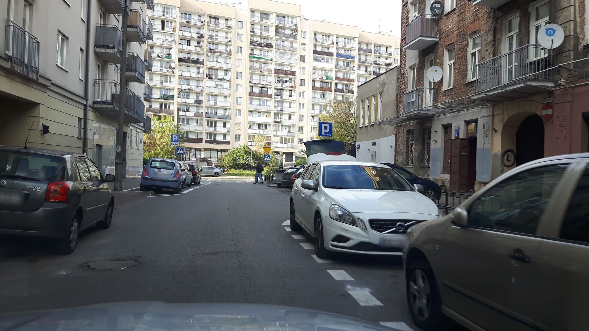 Street view near Nido Campus, Praga Północ — © andpol_2288 (CC BY-SA · Mapillary)