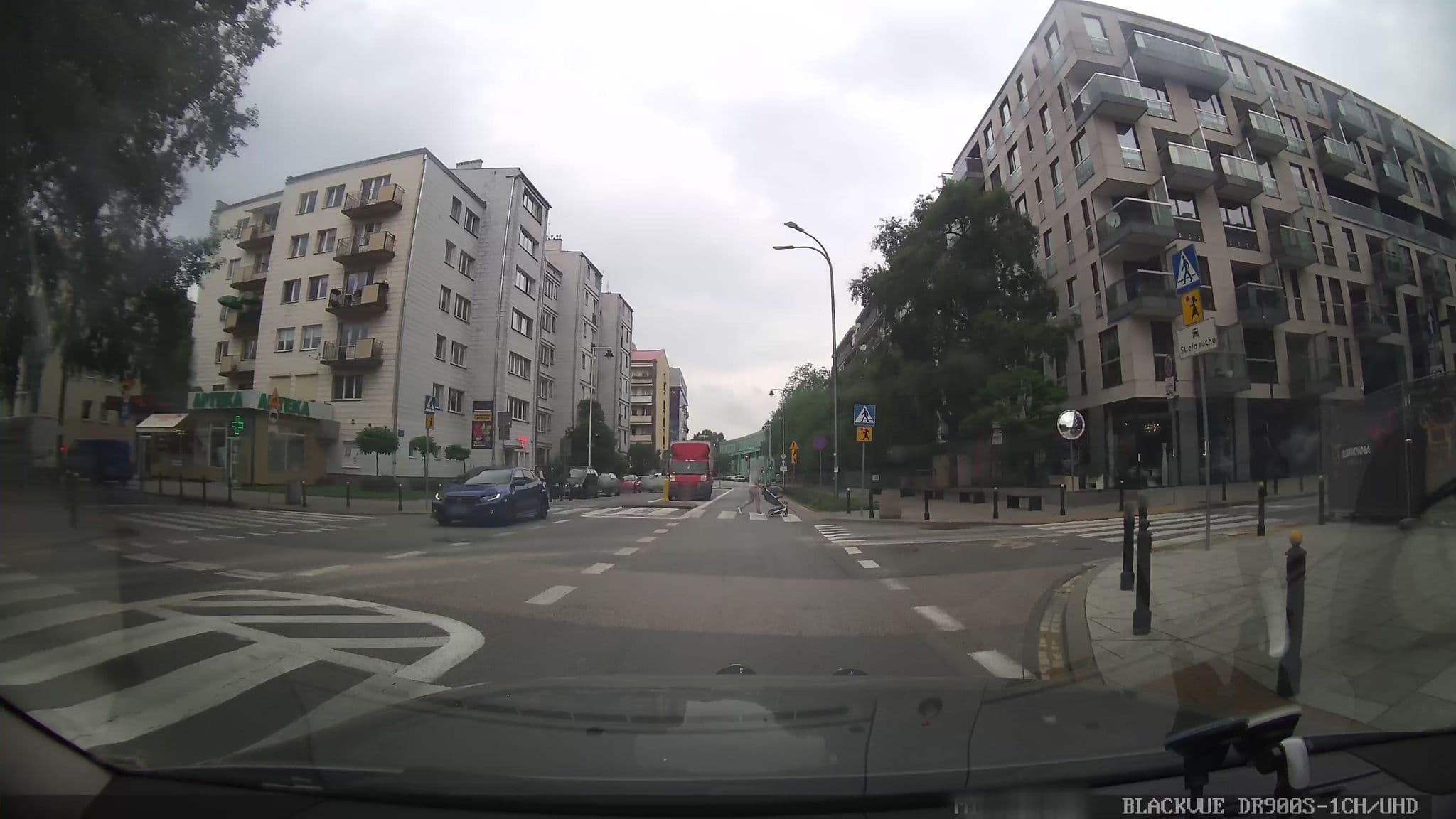 Street view near Leszczynska 4 (B14) - Shorttermstay Poland, Śródmieście — © grobin (CC BY-SA · Mapillary)