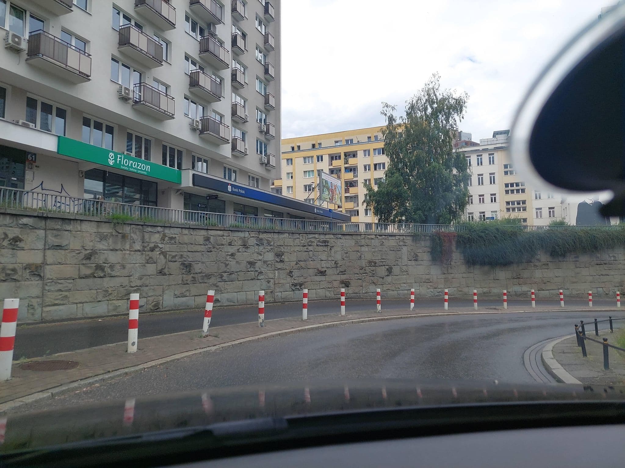 Street view near Warsawrent Hit Apartments, Warsaw — © Apirnus (CC BY-SA · Mapillary)
