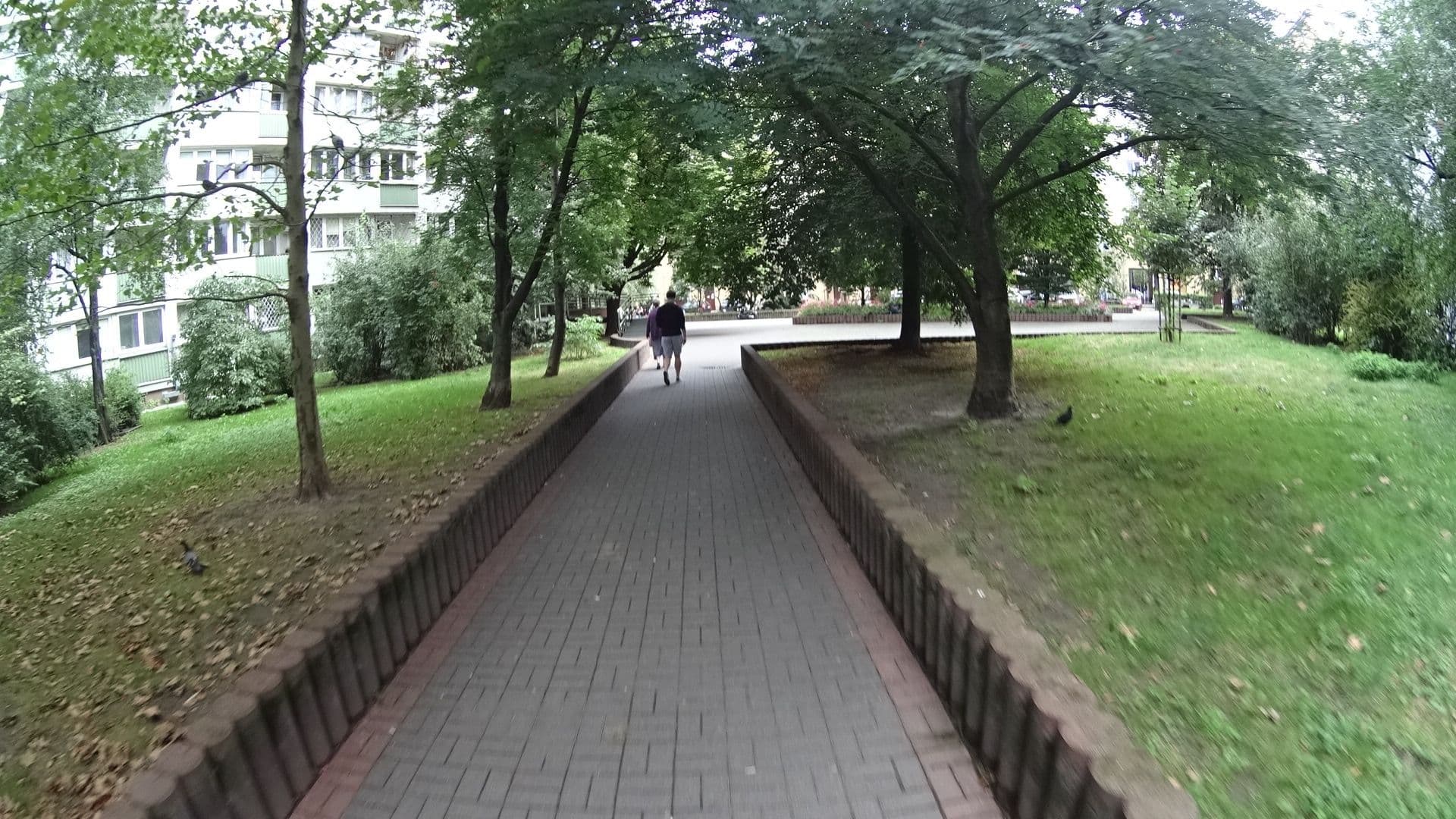 Street view near Good Time Apartments, Warsaw — © awizonosz (CC BY-SA · Mapillary)