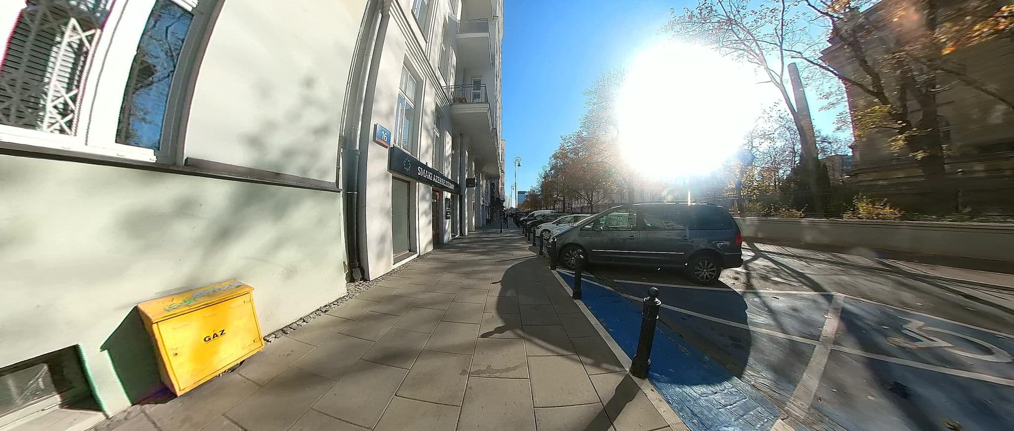 Street view near ShortStayPoland Noakowskiego, Warsaw — © 9f893cde (CC BY-SA · Mapillary)