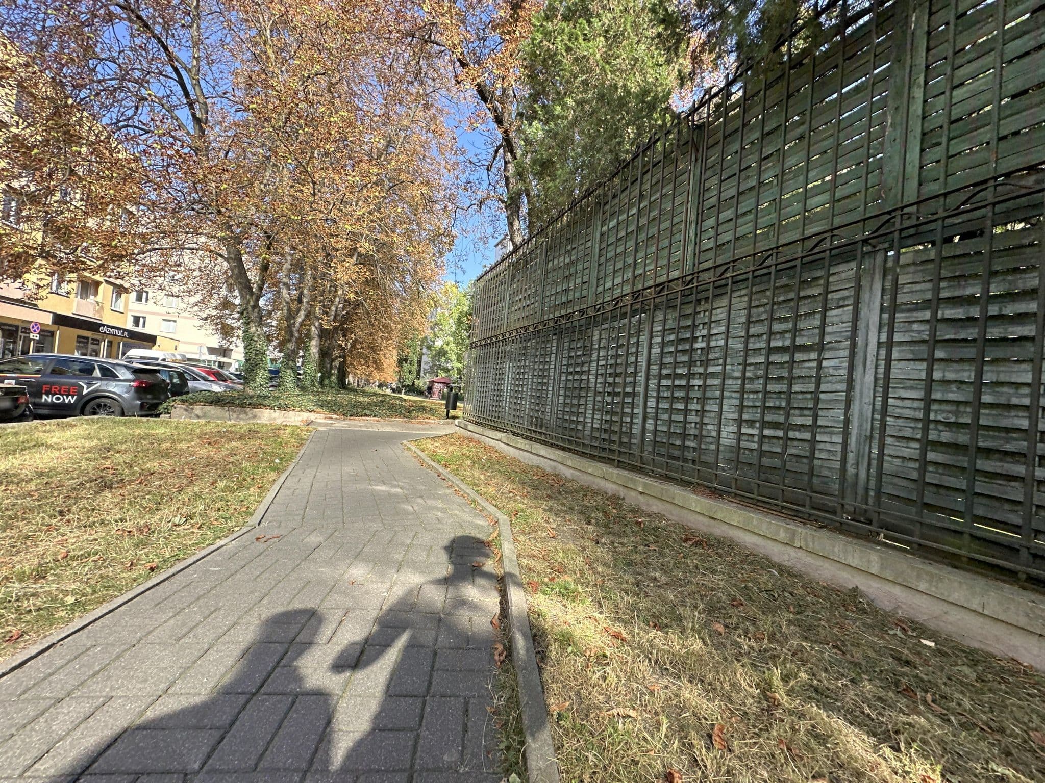 Street view near P&O Serviced Apartments, Warsaw — © quickness805 (CC BY-SA · Mapillary)