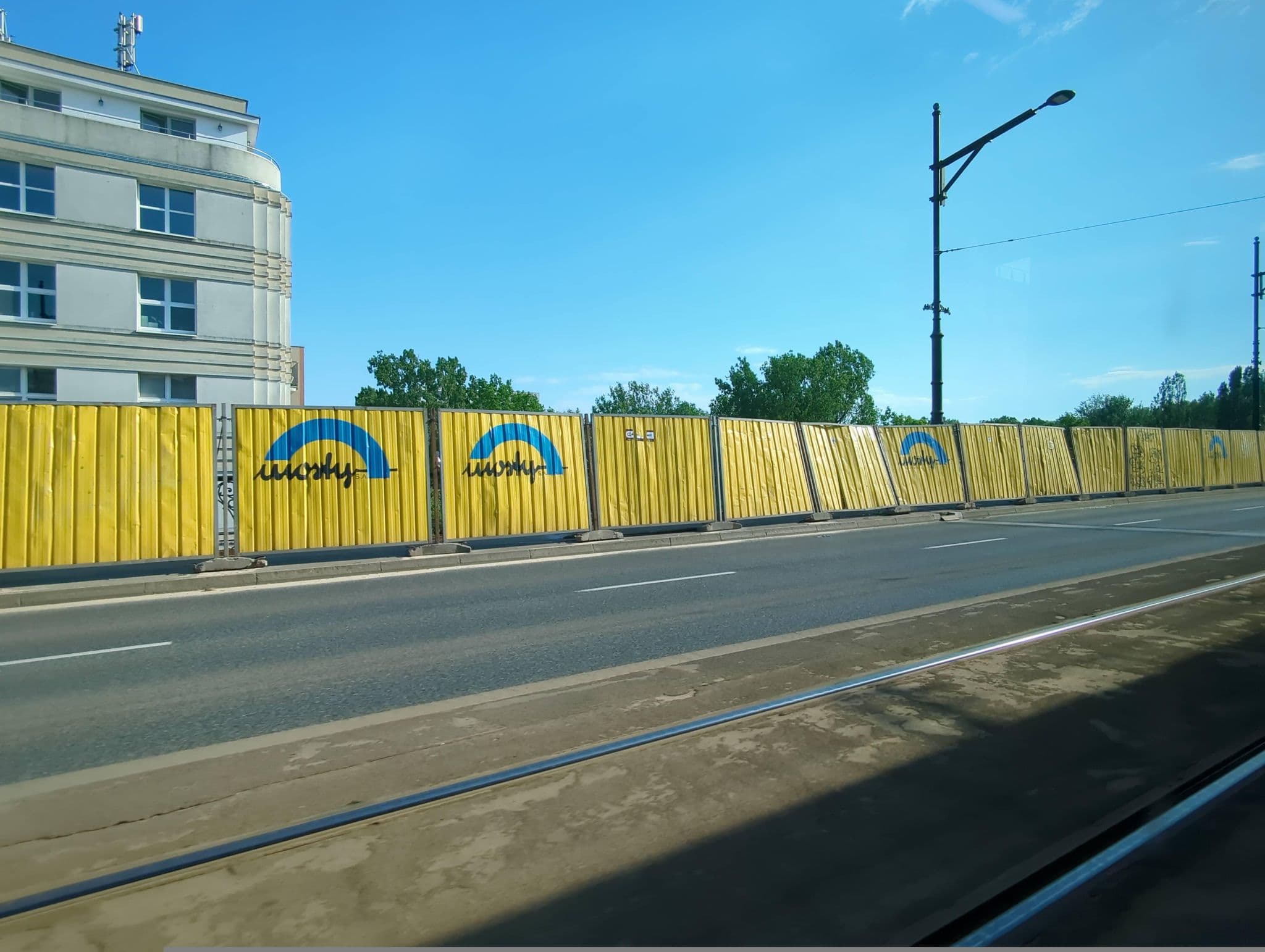 Street view near Odnova Magdalena Kozłowska, Śródmieście — © miguel_andrade (CC BY-SA · Mapillary)