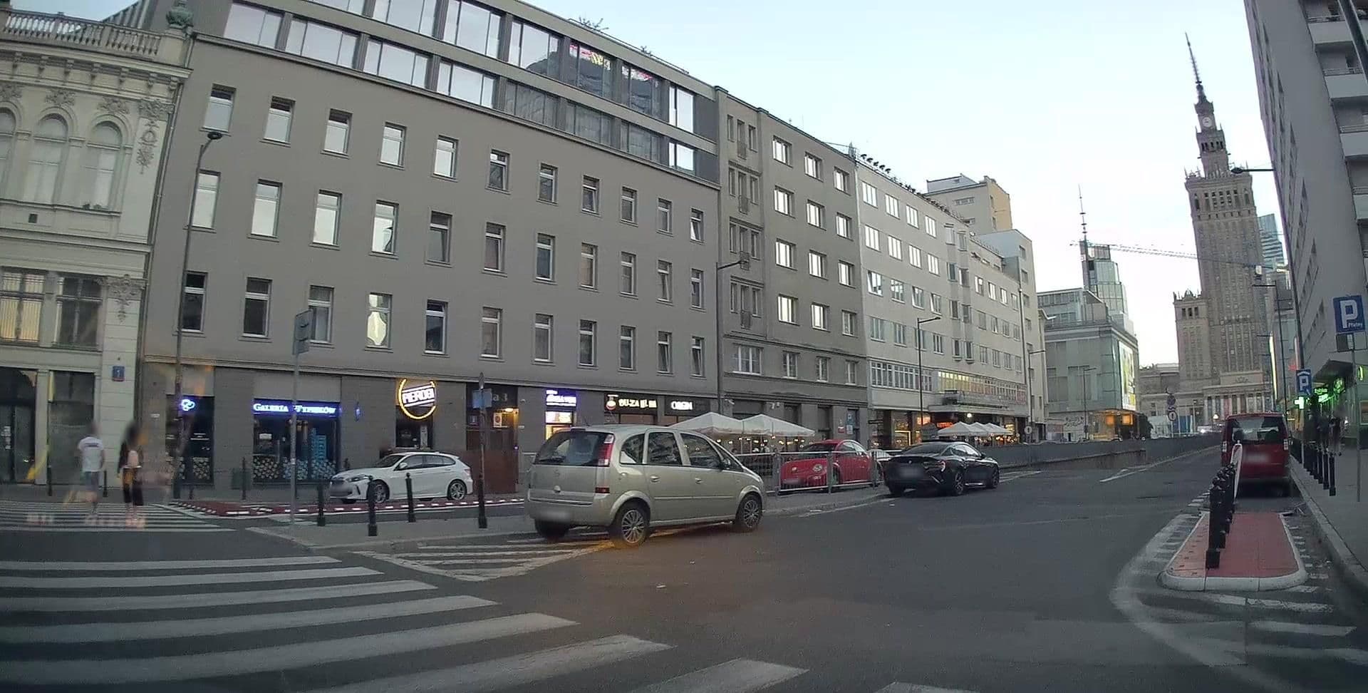 Street view near AsKA, Warsaw — © 9f893cde (CC BY-SA · Mapillary)