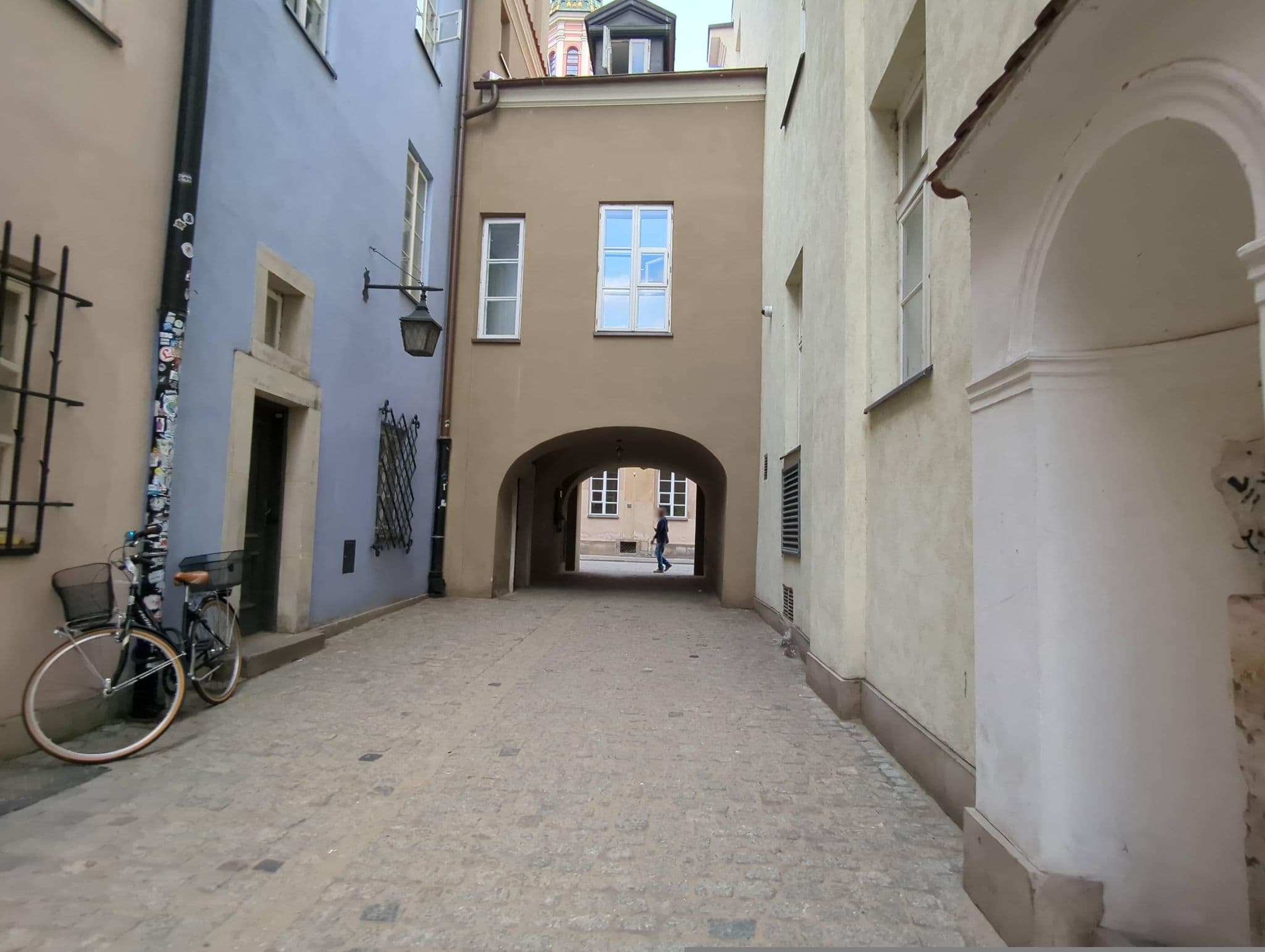 Street view near Imm, Praga Północ — © miguel_andrade (CC BY-SA · Mapillary)