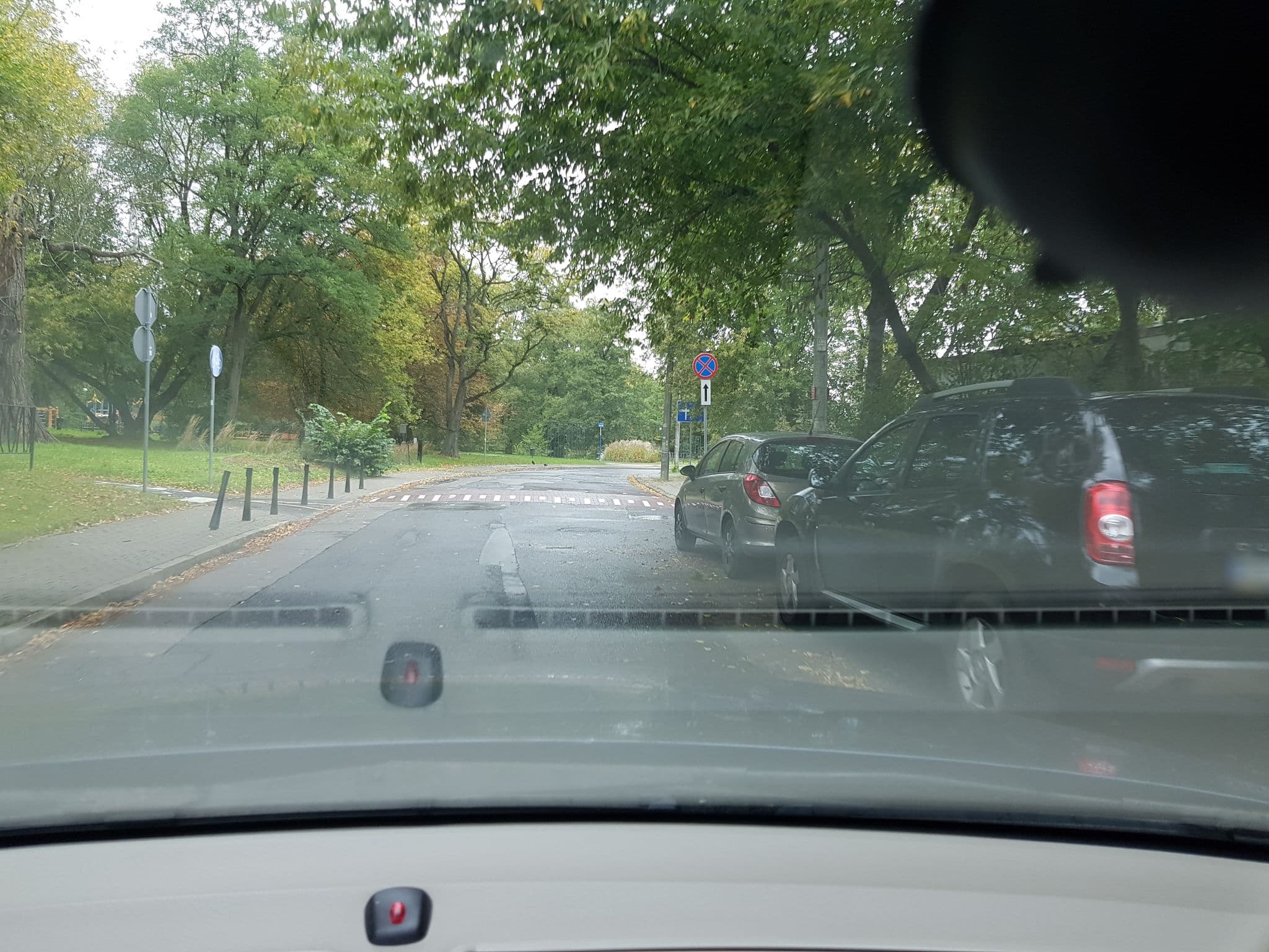 Street view near Amadeus B & B, Żoliborz — © kmajcher (CC BY-SA · Mapillary)