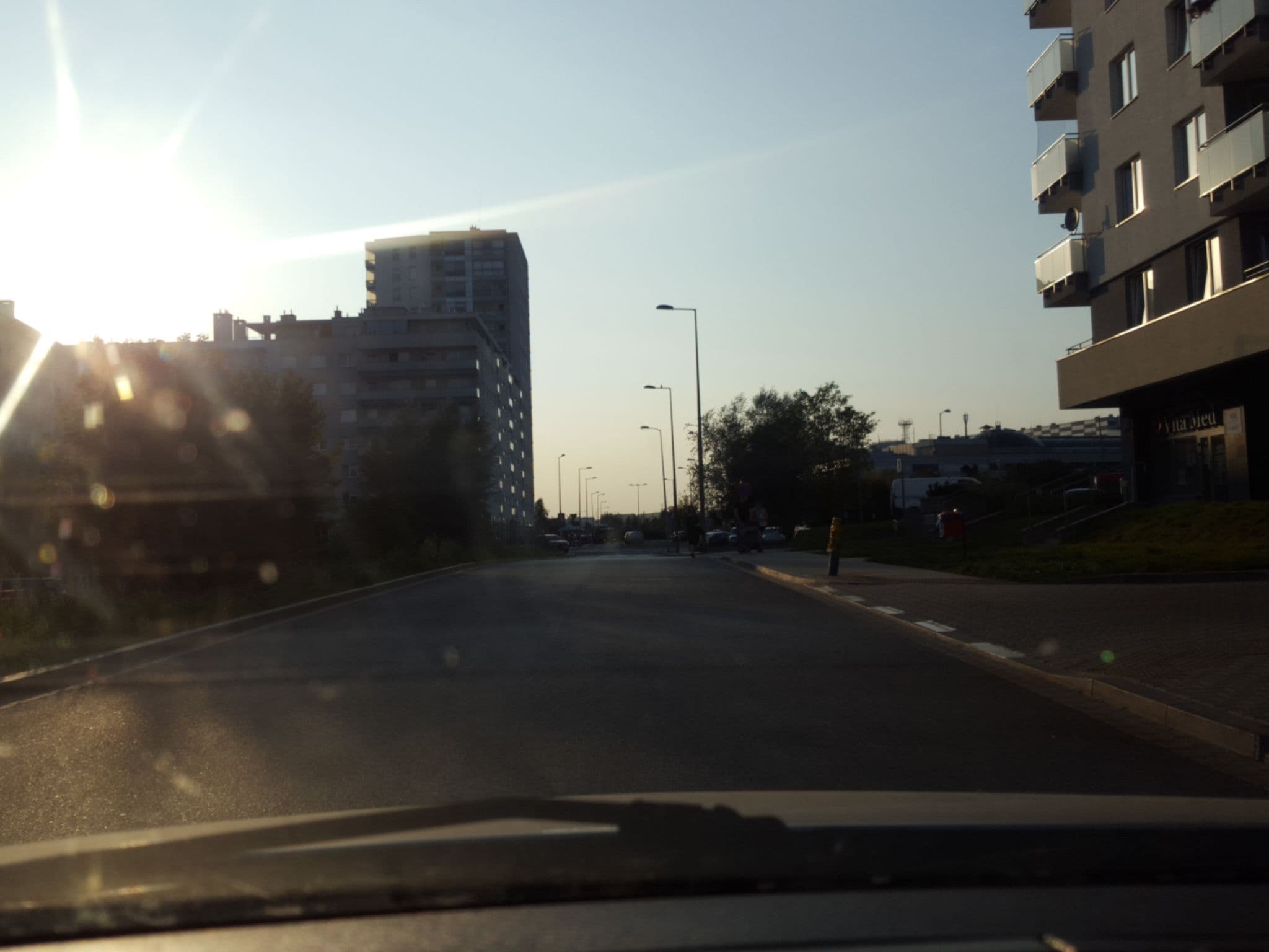 Street view near Apartament Promenada - Studio, Praga Południe — © bronek (CC BY-SA · Mapillary)