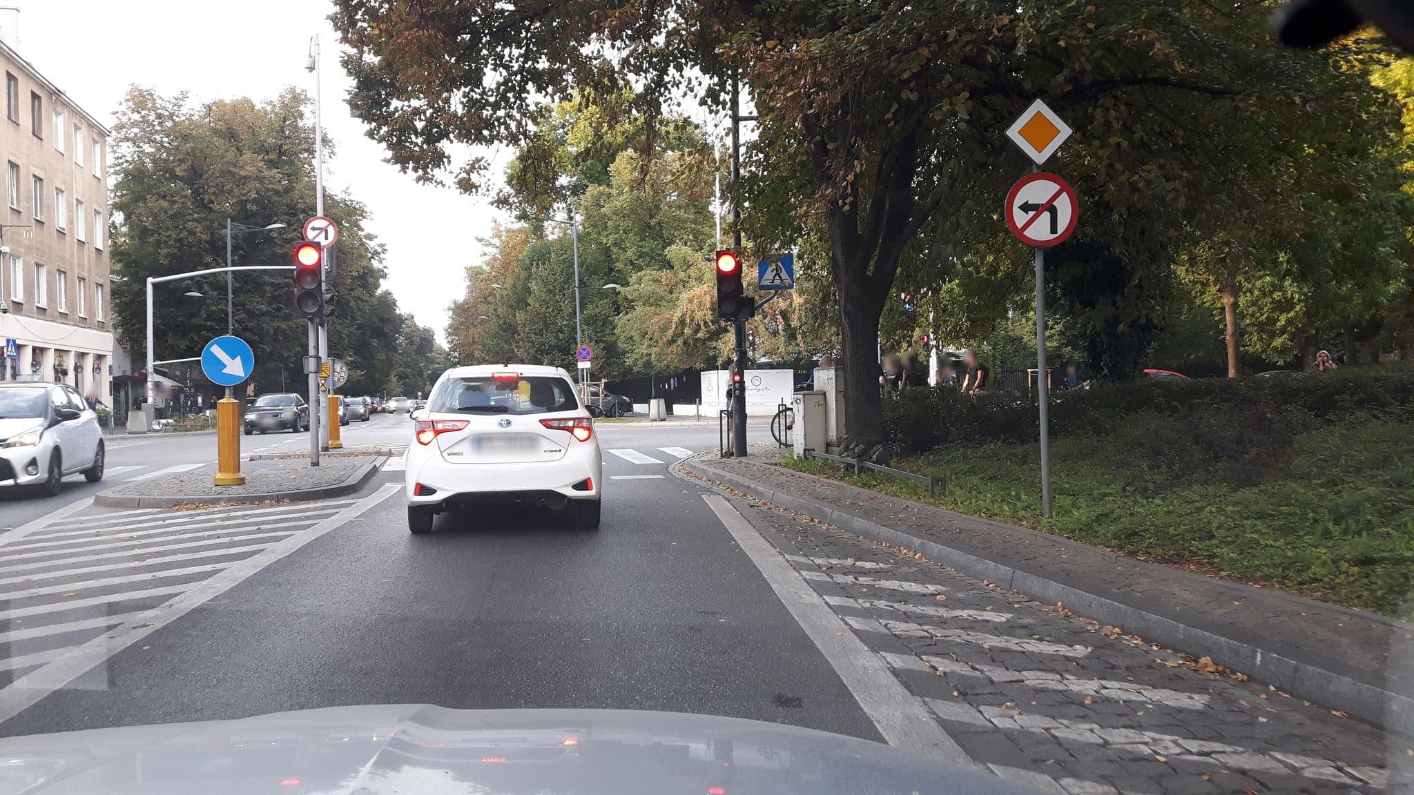Street view near Best Centrum Podróży, Praga Południe — © andpol_2288 (CC BY-SA · Mapillary)