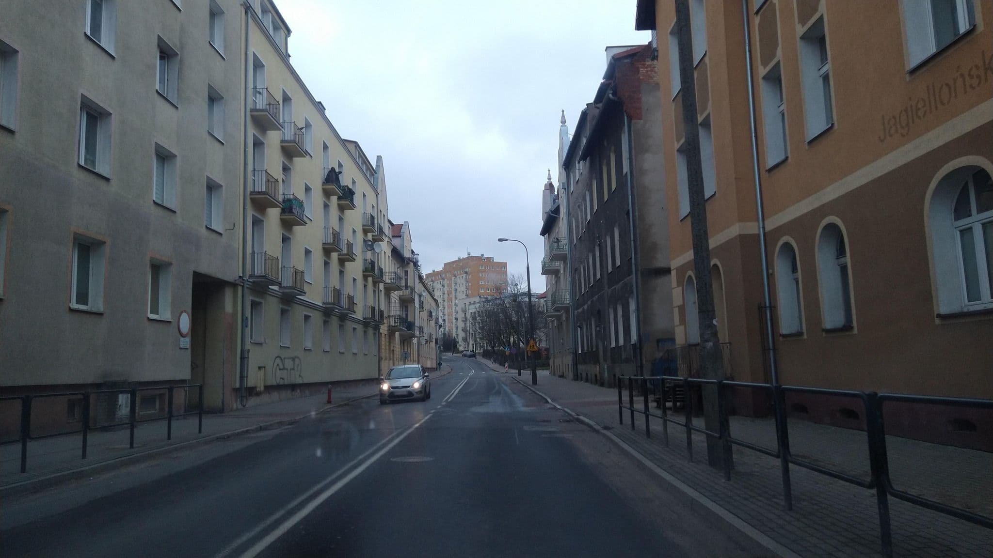 Street view near Wspólnota Mieszkaniowa ul. Poziomkowa 1a i 1b 11-041 Olsztyn, Olsztyn — © p210 (CC BY-SA · Mapillary)