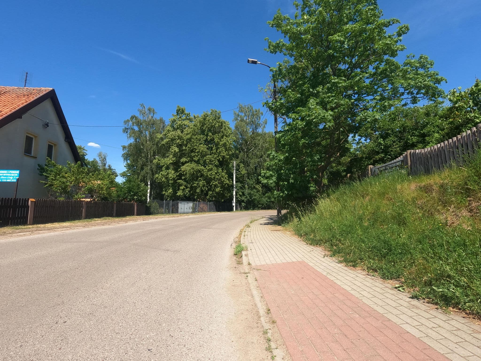 Street view near Domki Letniskowe Nad Śniardwami Barbara Majkrzak, Orzysz — © masterofnoroad (CC BY-SA · Mapillary)