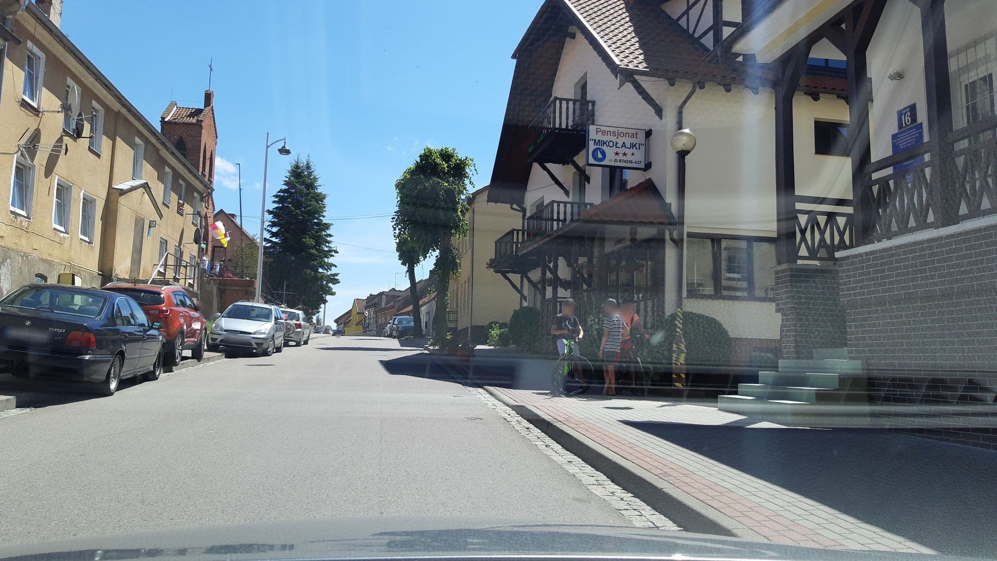 Street view near Usługi Turystyczne Justyna Dziak-Głowacka, Mikołajki — © mariuskarotkis (CC BY-SA · Mapillary)
