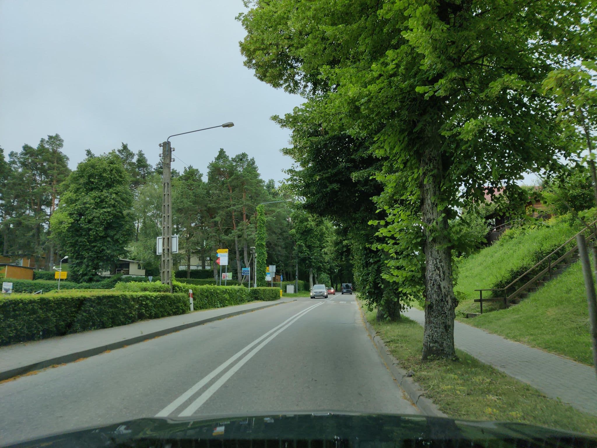 Street view near Przechowalnia Marzeń Karolina Puzio, Mikołajki — © kietlak (CC BY-SA · Mapillary)