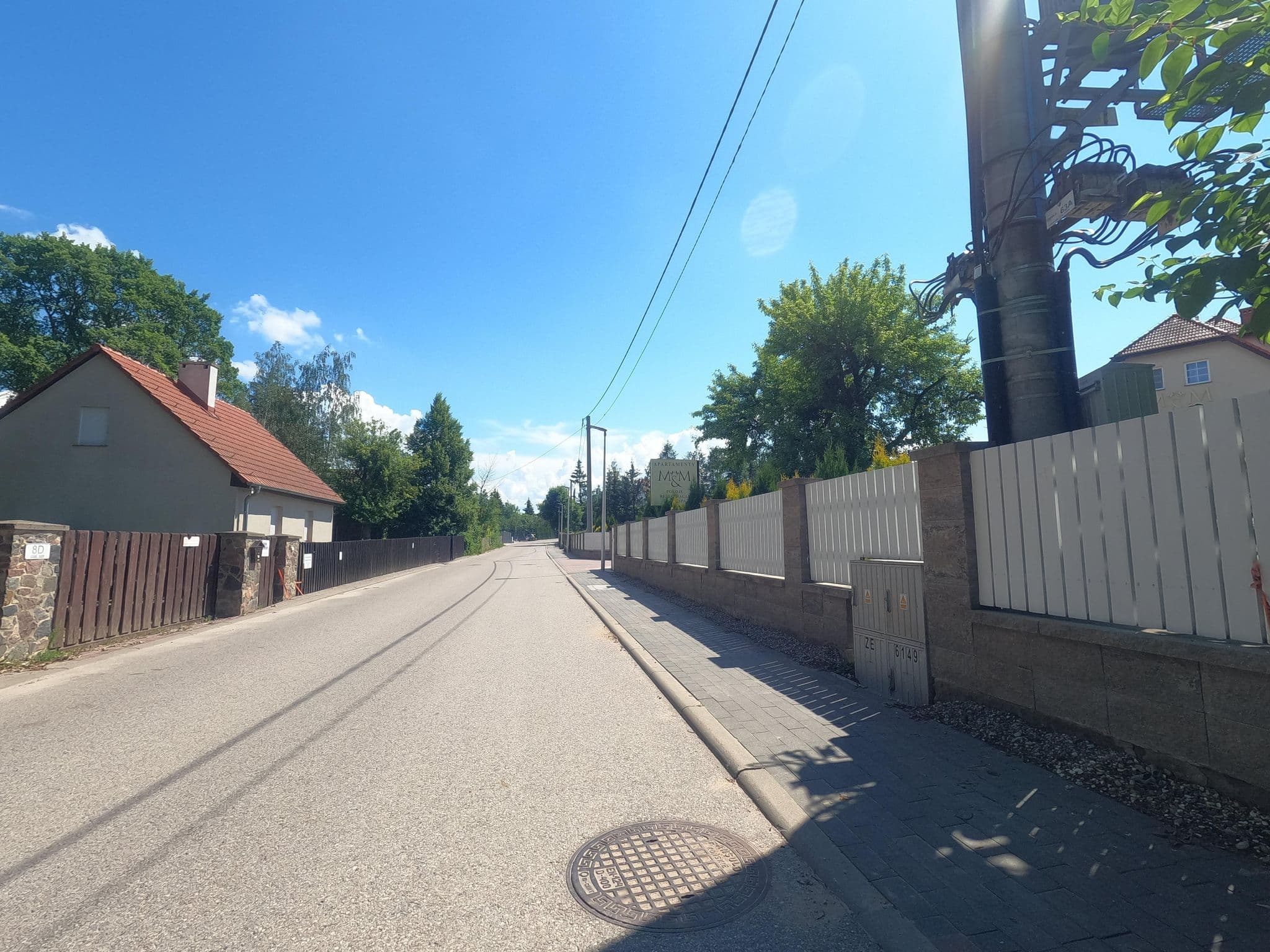Street view near Apartamenty M&M, Mikołajki — © masterofnoroad (CC BY-SA · Mapillary)