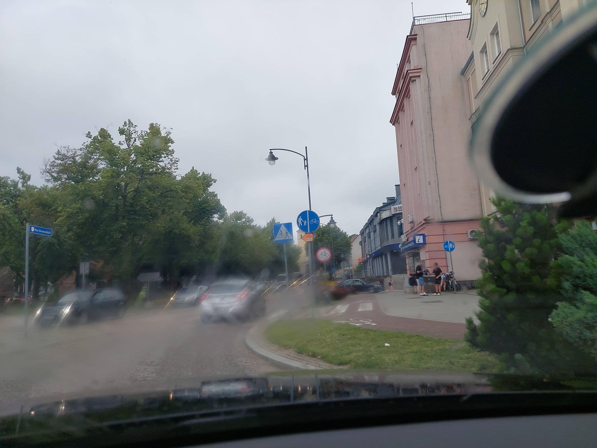 Street view near Aparthotel Giżycko, Giżycko — © Apirnus (CC BY-SA · Mapillary)