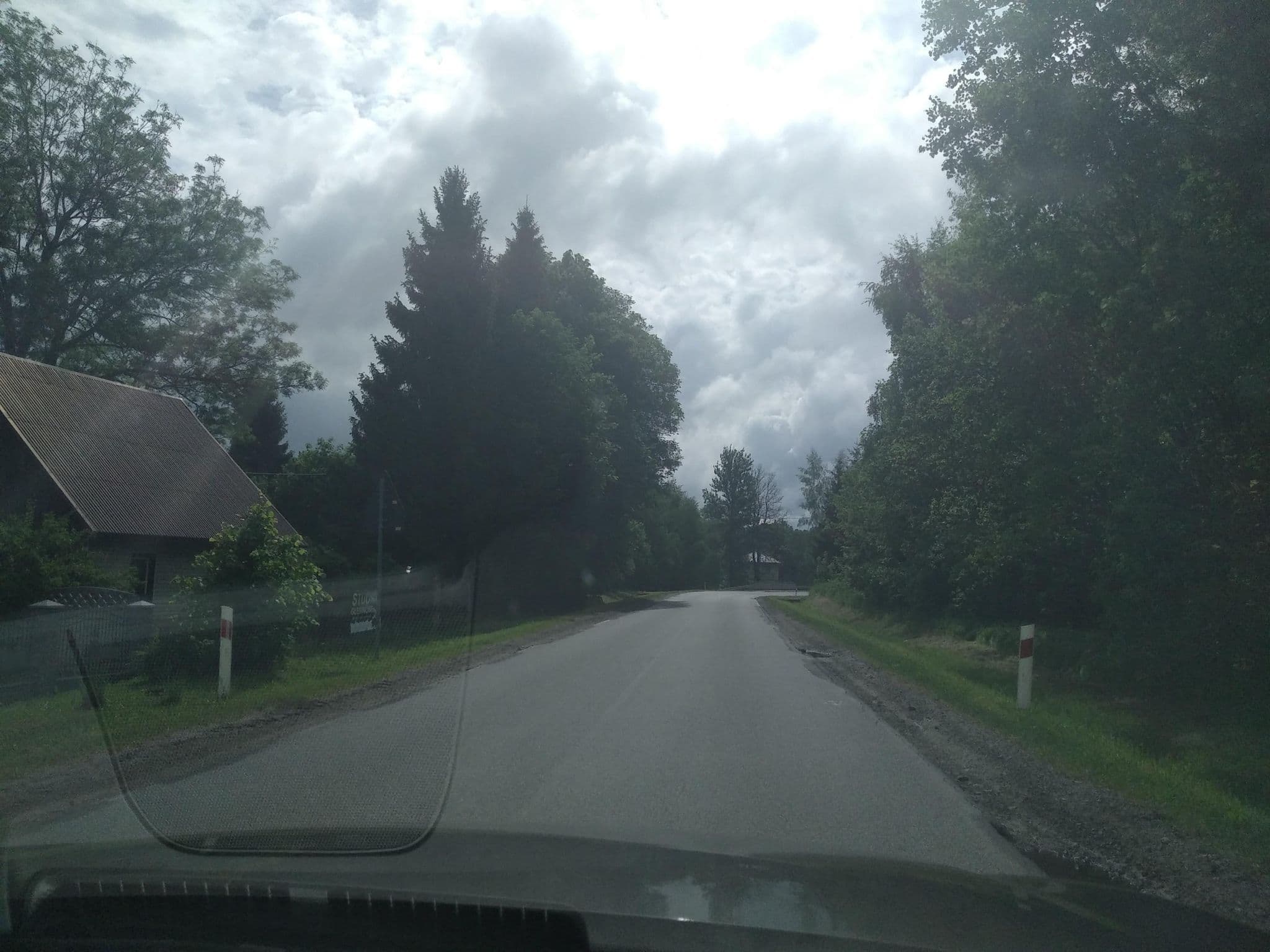 Street view near Krzemień. Hotelik, restauracja, Ustrzyki Dolne — © czecko (CC BY-SA · Mapillary)