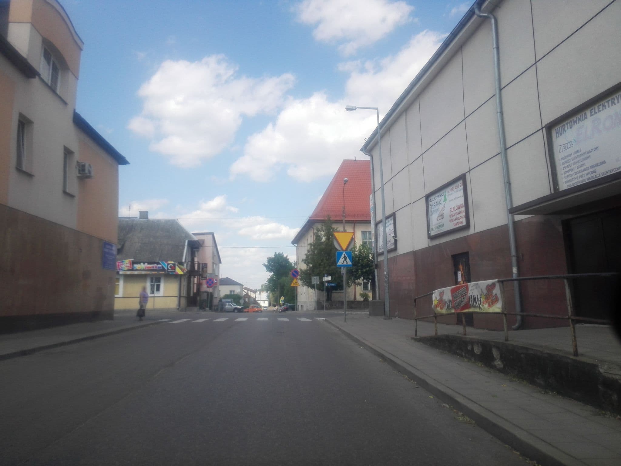 Street view near Hotel Iskra, Augustów — © hanbei (CC BY-SA · Mapillary)