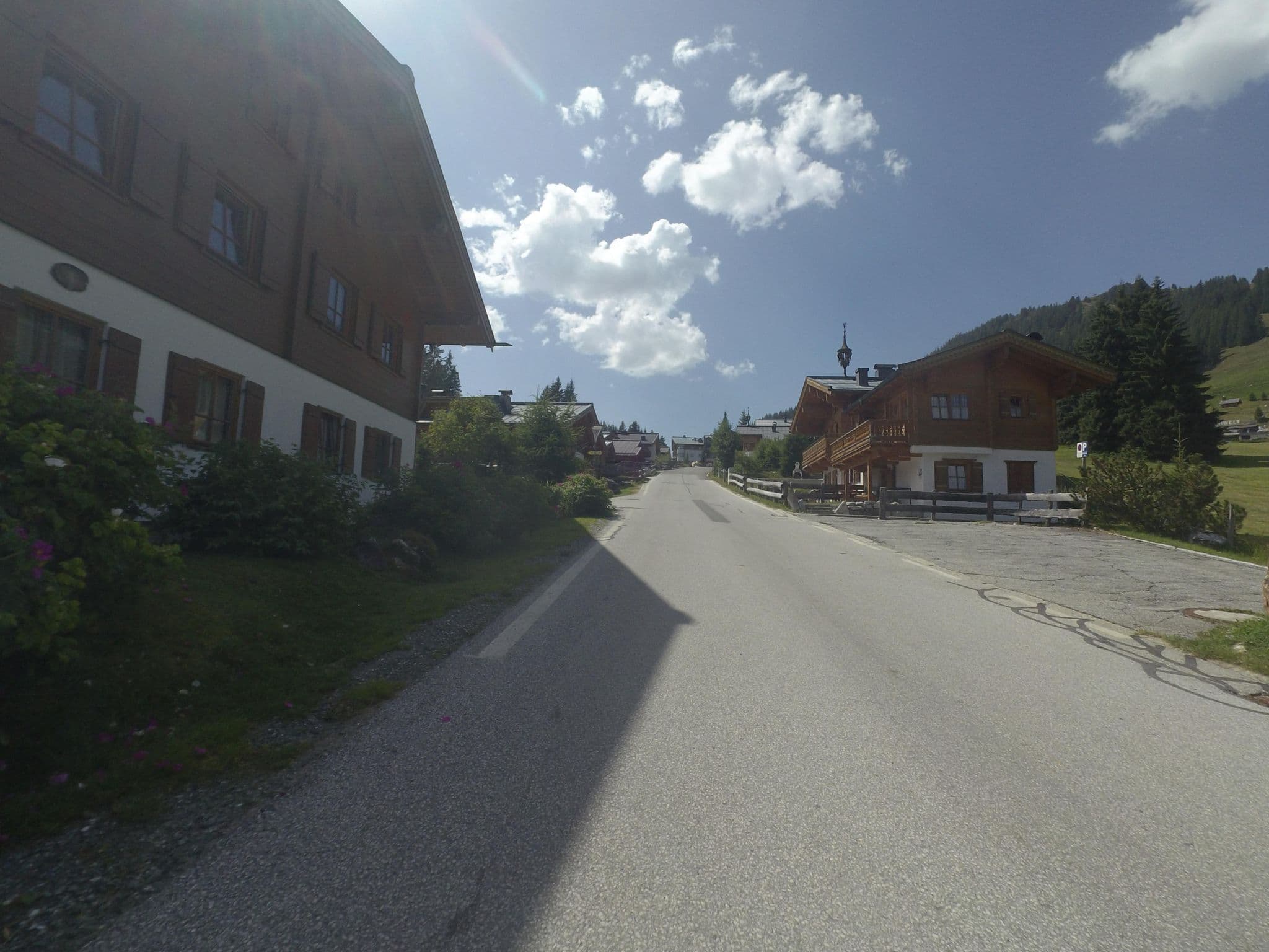 Street view near Gerlos, Neukirchen am Großvenediger