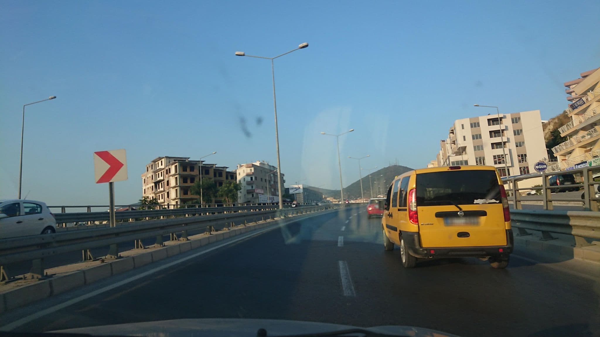 Street view near Mavi Ay Turizm Ofis, Kuşadası — © kubikanber (CC BY-SA · Mapillary)