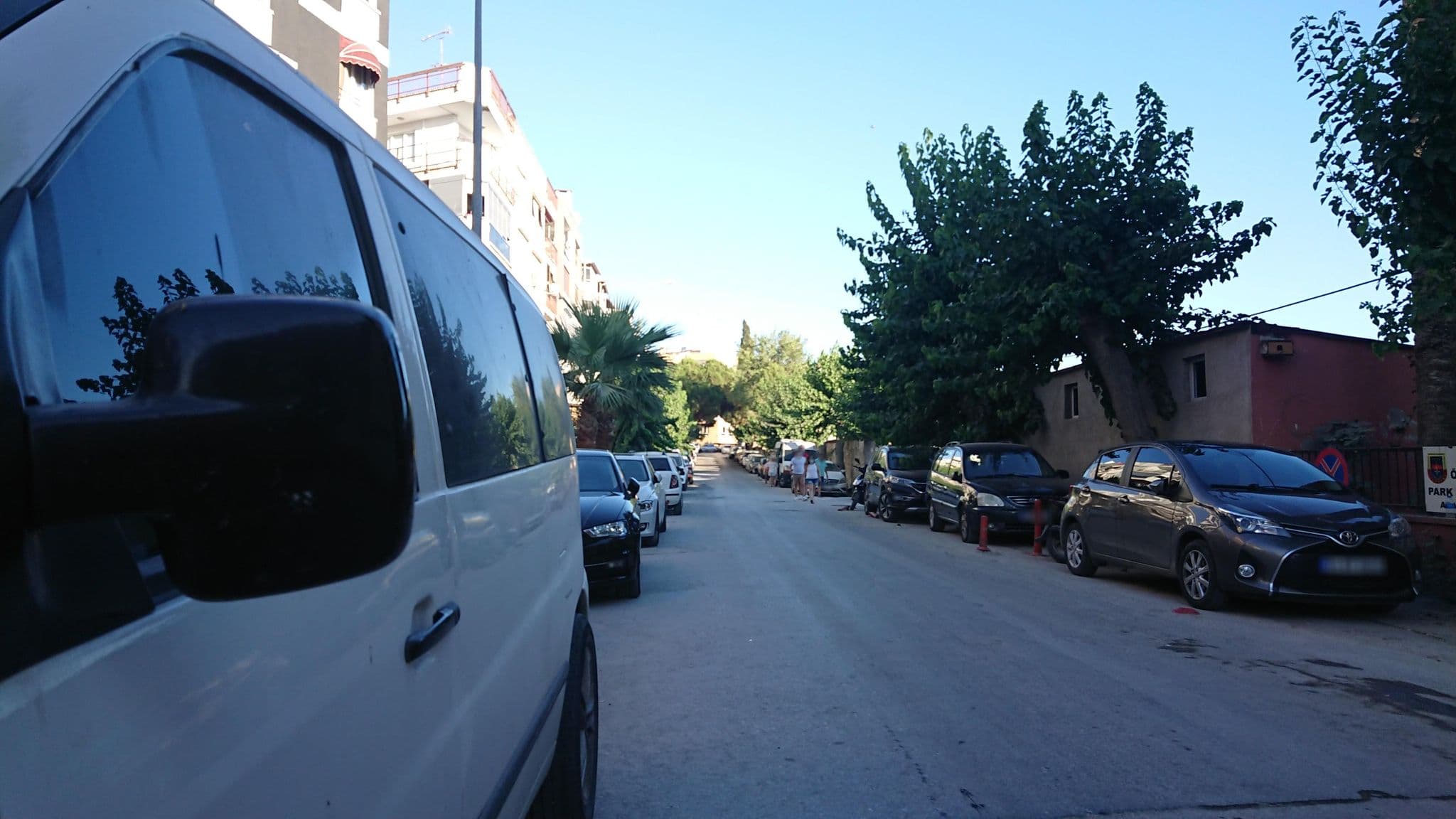 Street view near Akman Beach Resort&Spa, Kuşadası — © kubikanber (CC BY-SA · Mapillary)