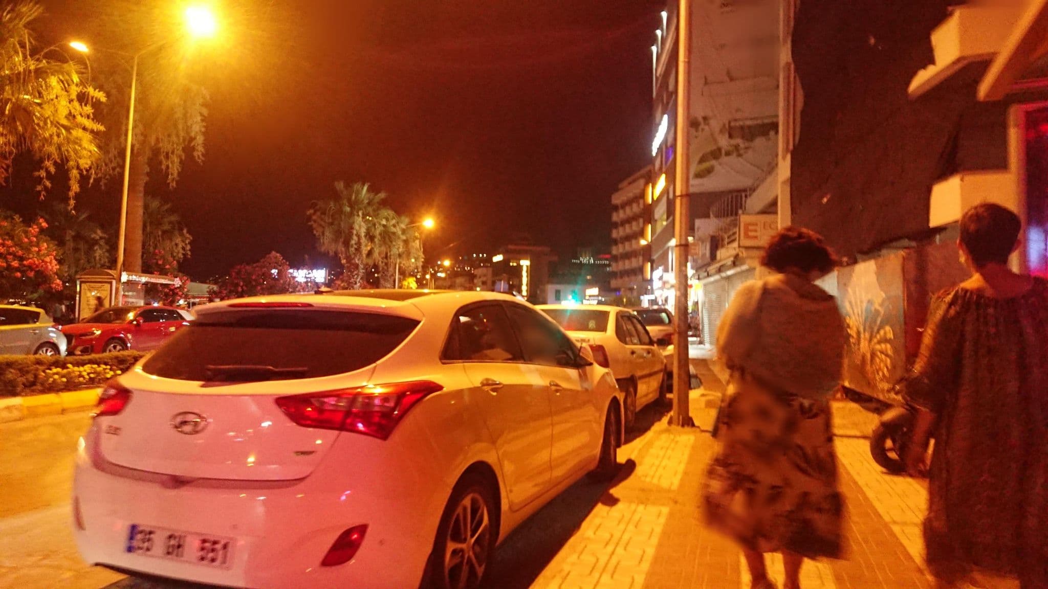 Street view near Hermosa Tours, Kuşadası — © kubikanber (CC BY-SA · Mapillary)