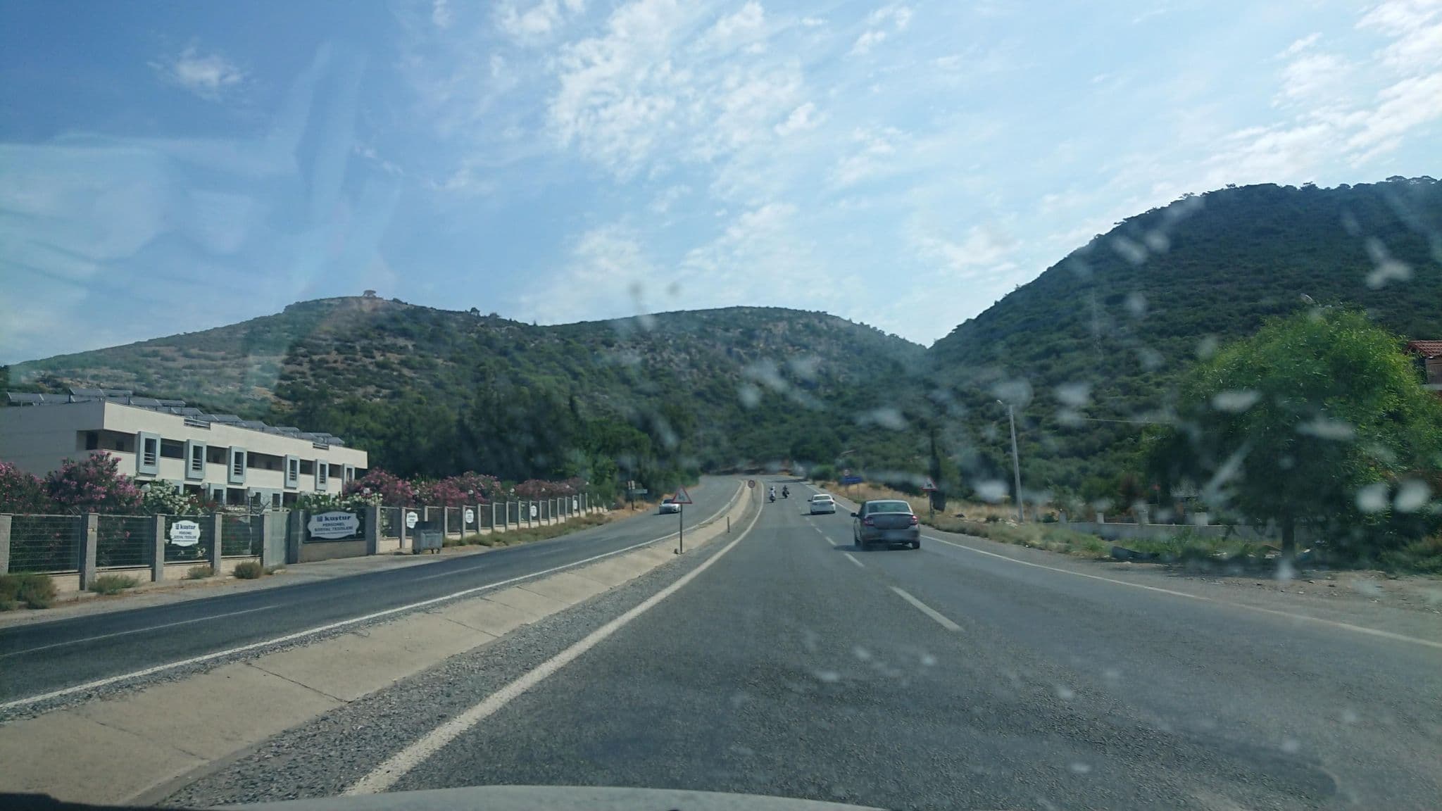 Street view near Room 1204, Kuşadası — © kubikanber (CC BY-SA · Mapillary)