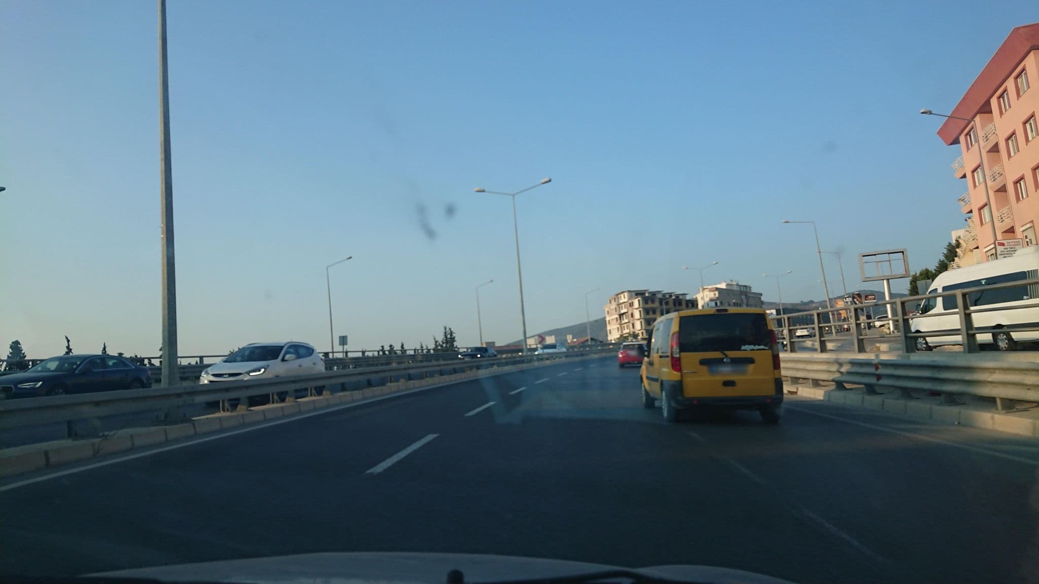 Street view near eliftur anıtkaya turizm, Kuşadası — © kubikanber (CC BY-SA · Mapillary)