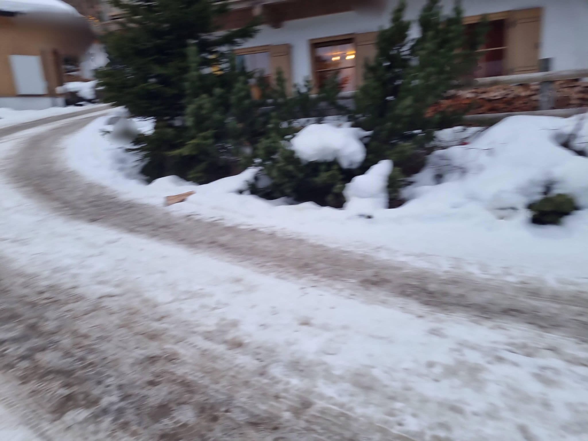 Street view near Bergblick, Neukirchen am Großvenediger
