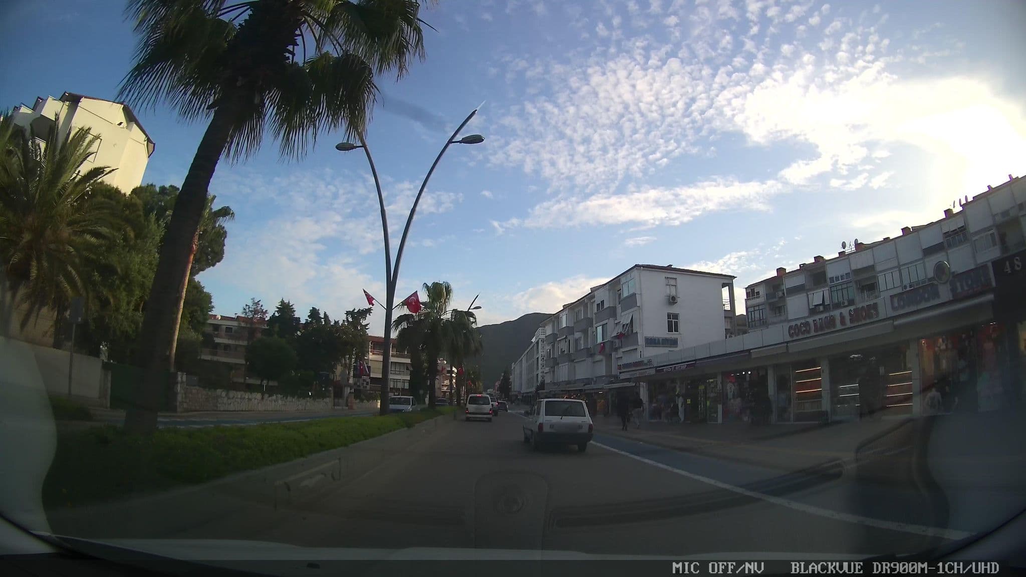 Street view near Ünsalar Hotel, Marmaris — © asturksever (CC BY-SA · Mapillary)